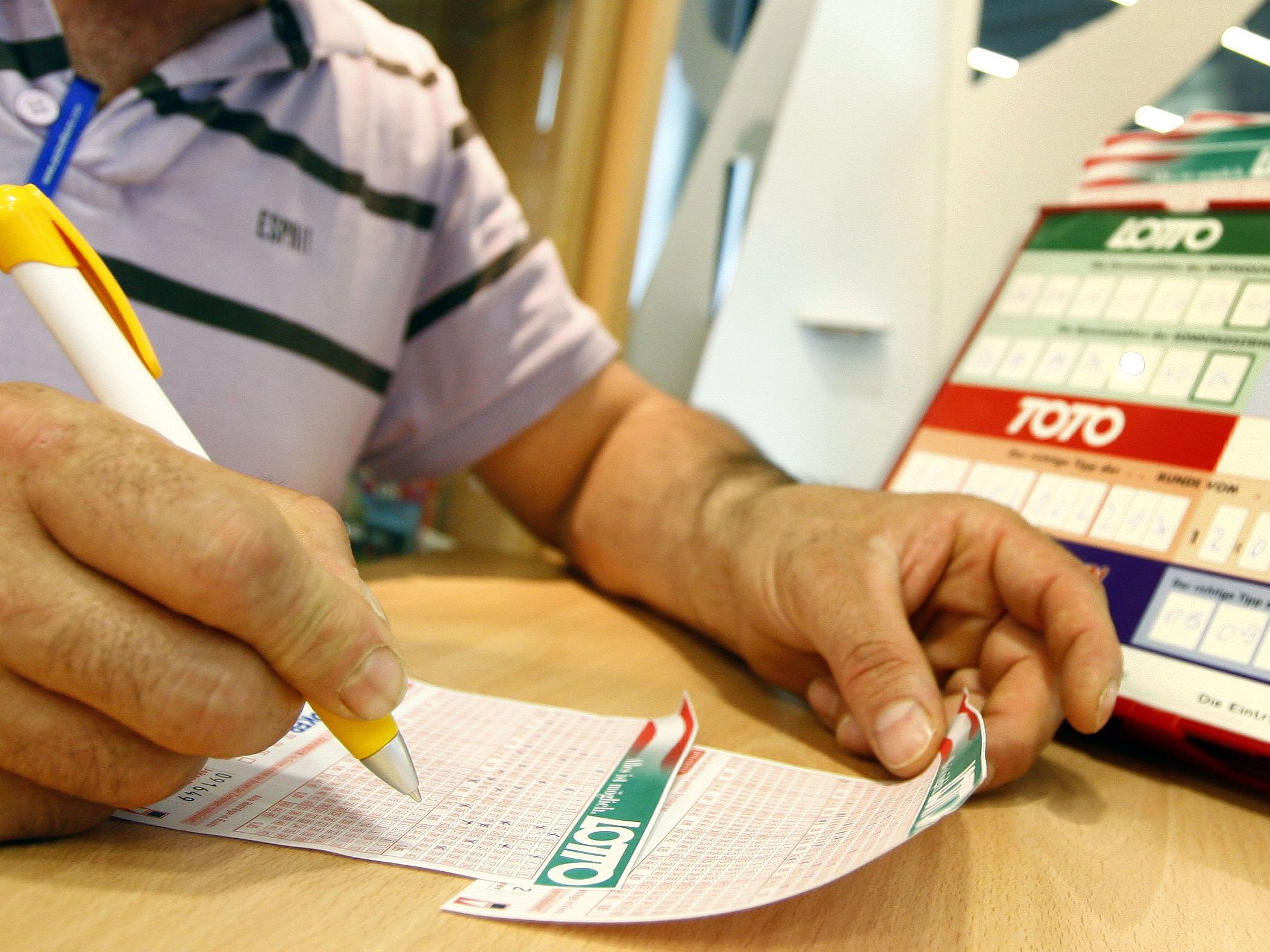 Am Freitag sind bei der Lotto-Ziehung drei Millionen Euro im Topf. Am Freitag sind bei der Lotto-Ziehung drei Millionen Euro im Topf.