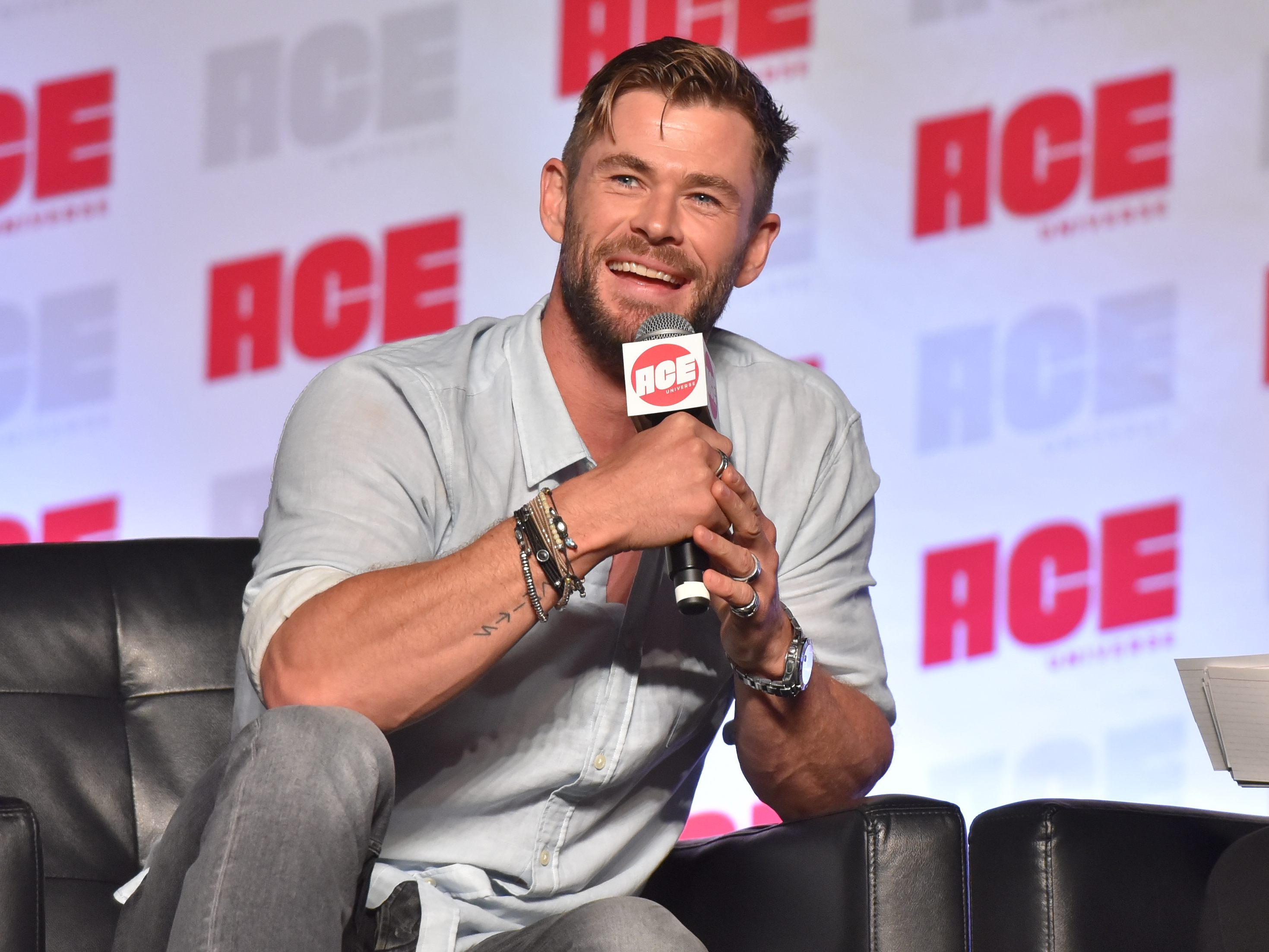 Chris Hemsworth kommt für die Dreharbeiten zur Netflix-Serie "Extraction" nach Wien. Chris Hemsworth kommt für die Dreharbeiten zur Netflix-Serie "Extraction" nach Wien.