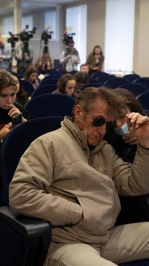 Oscar-Preisträger Sean Penn in Kiew für Doku über Invasion.