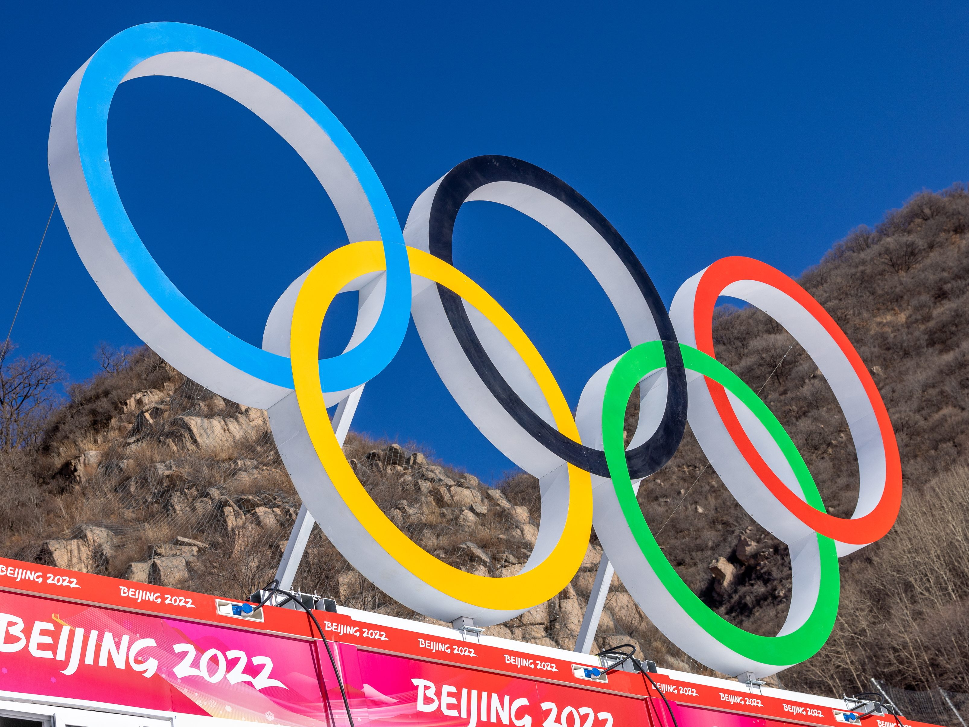 Olympische Ringe im National Alpine Ski Centre beim 2. Abfahrtstraining der Männer im National Alpine Ski Centre am Freitag in Yanqing.