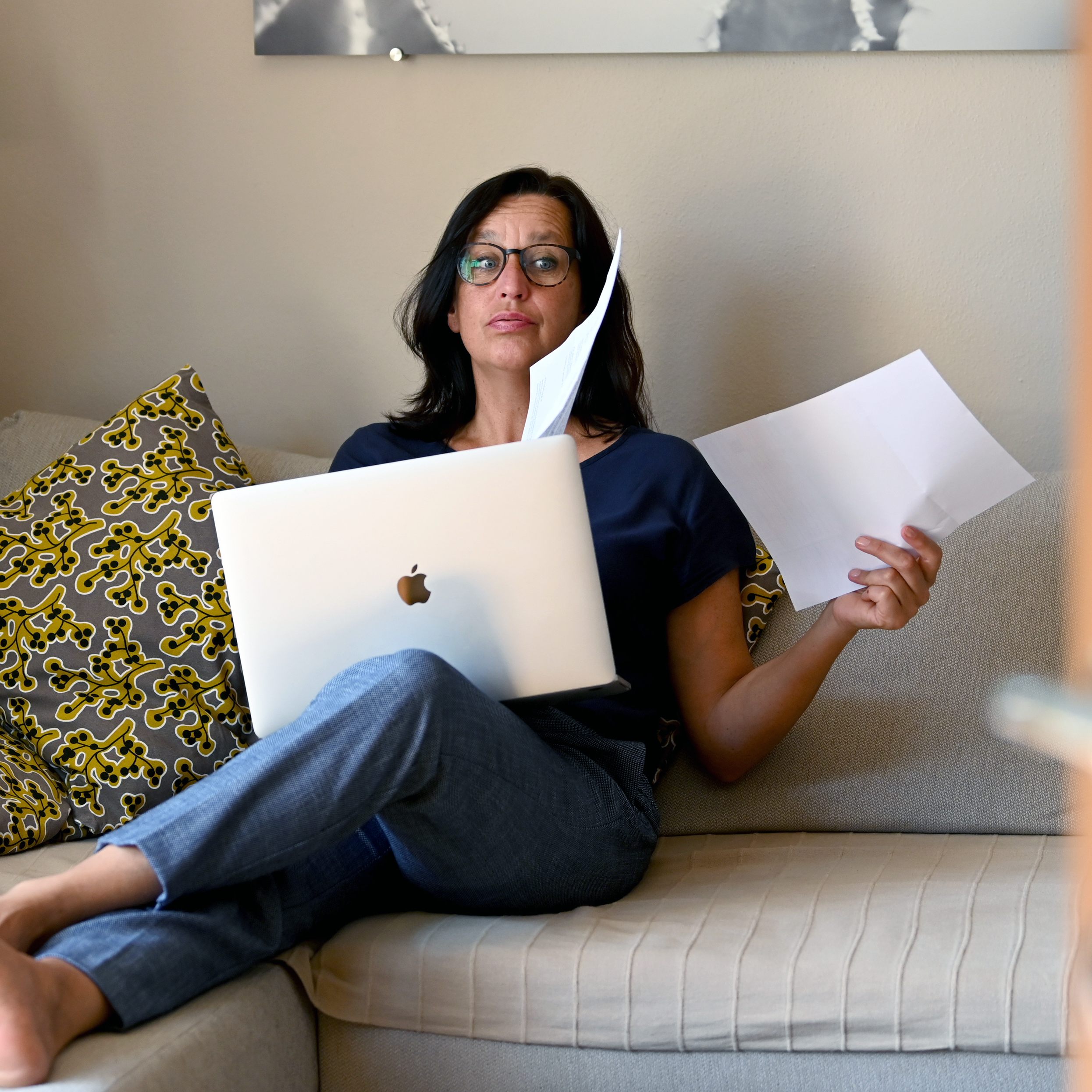 Der Arbeitsdruck habe, laut einer Umfrage der Arbeiterkammer, in Österreich mit der Pandemie enorm zugenommen.