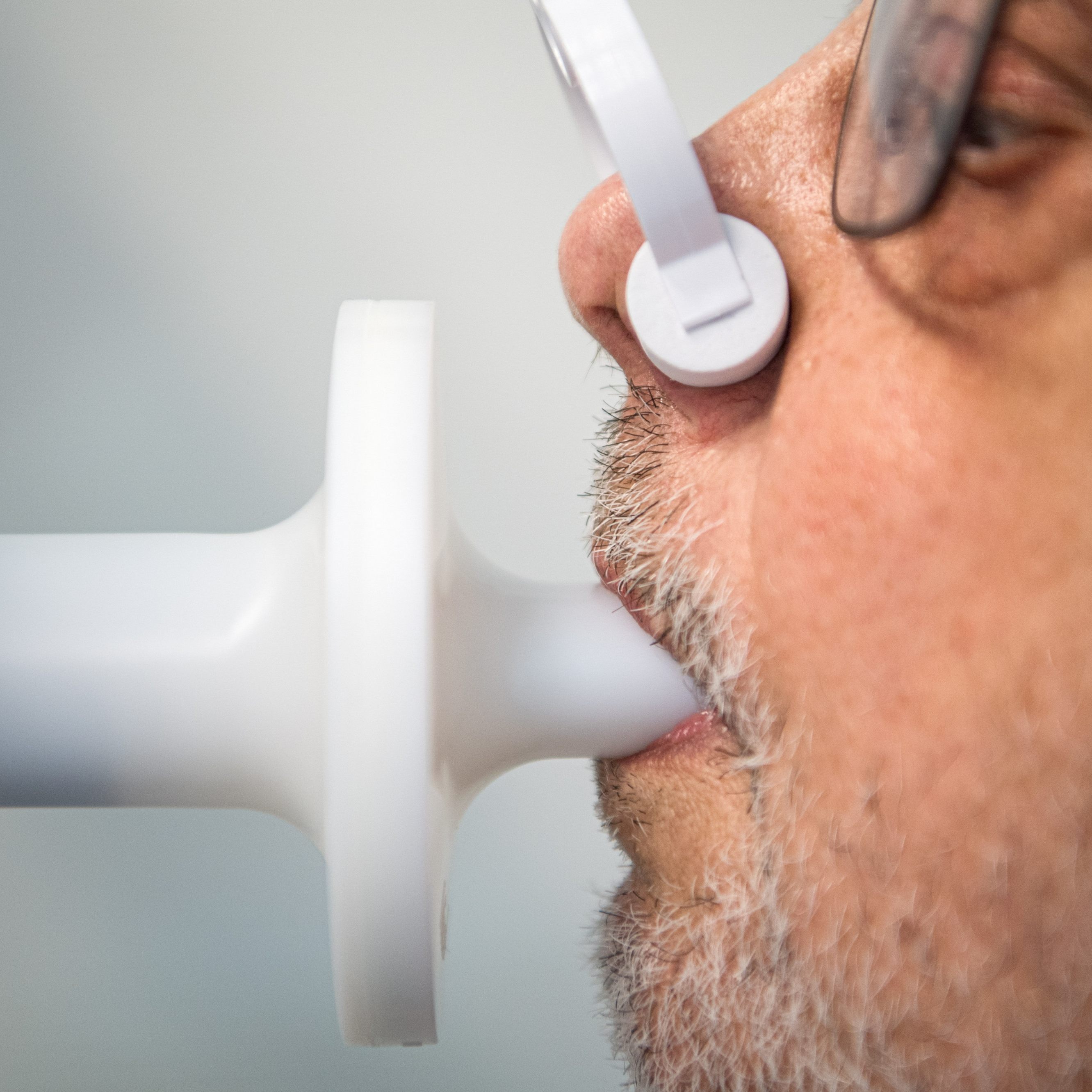 Die ÖGK fordert eine rasche Hilfe von Long-Covid-Betroffenen.