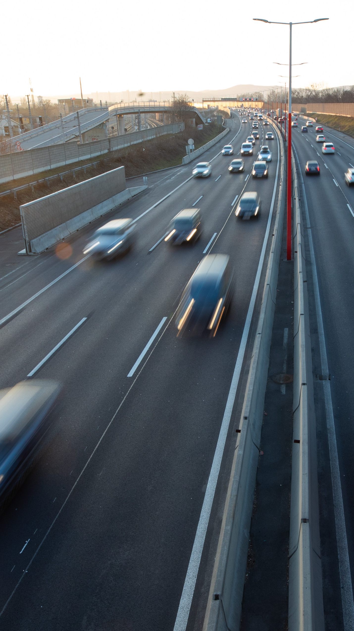 Der Automarkt in Österreich expandierte letztes Monat.