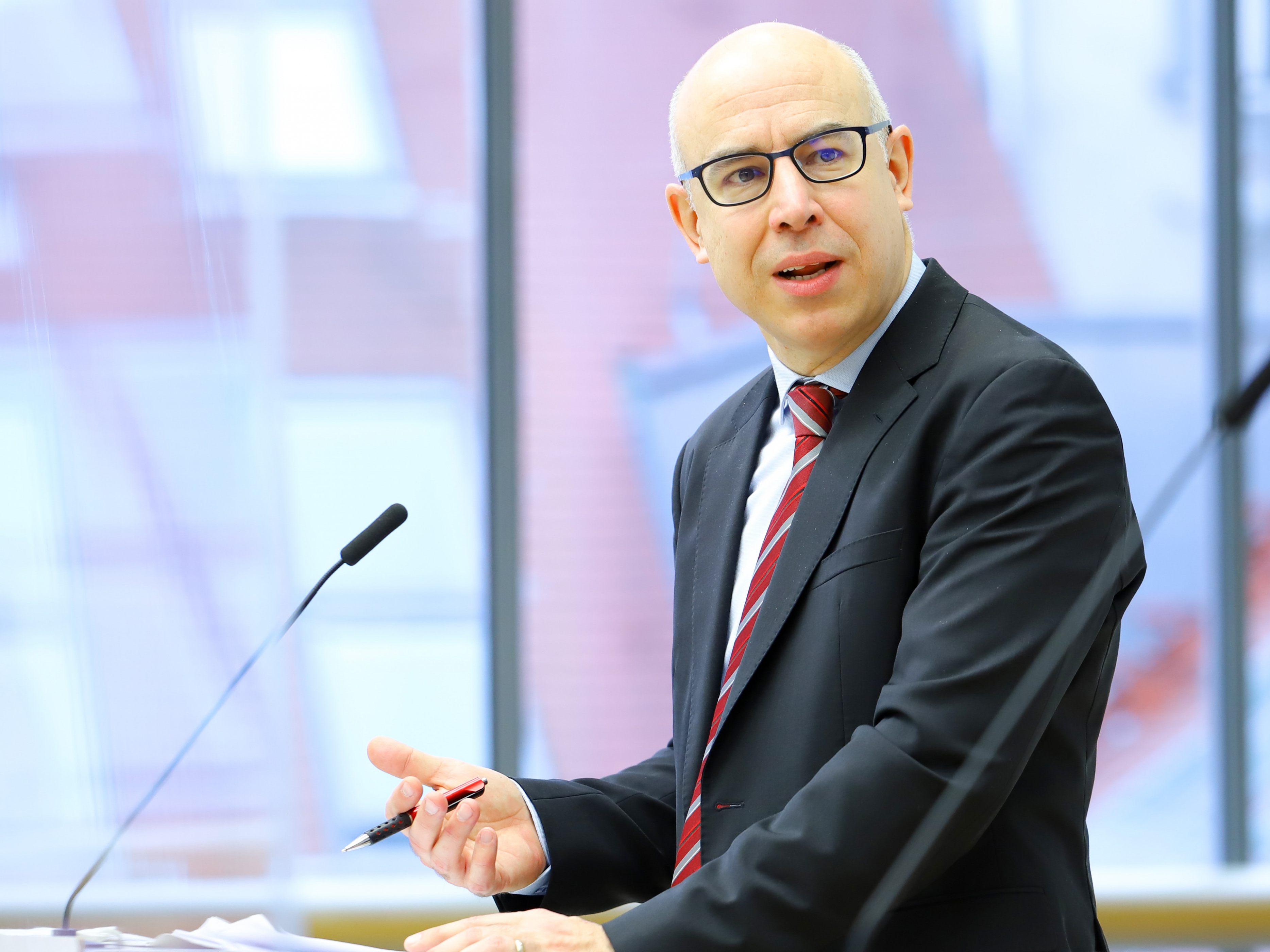 Wifo-Direktor Gabriel Felbermayr hält völlige Energie-Autarkie nicht für sinnvoll.