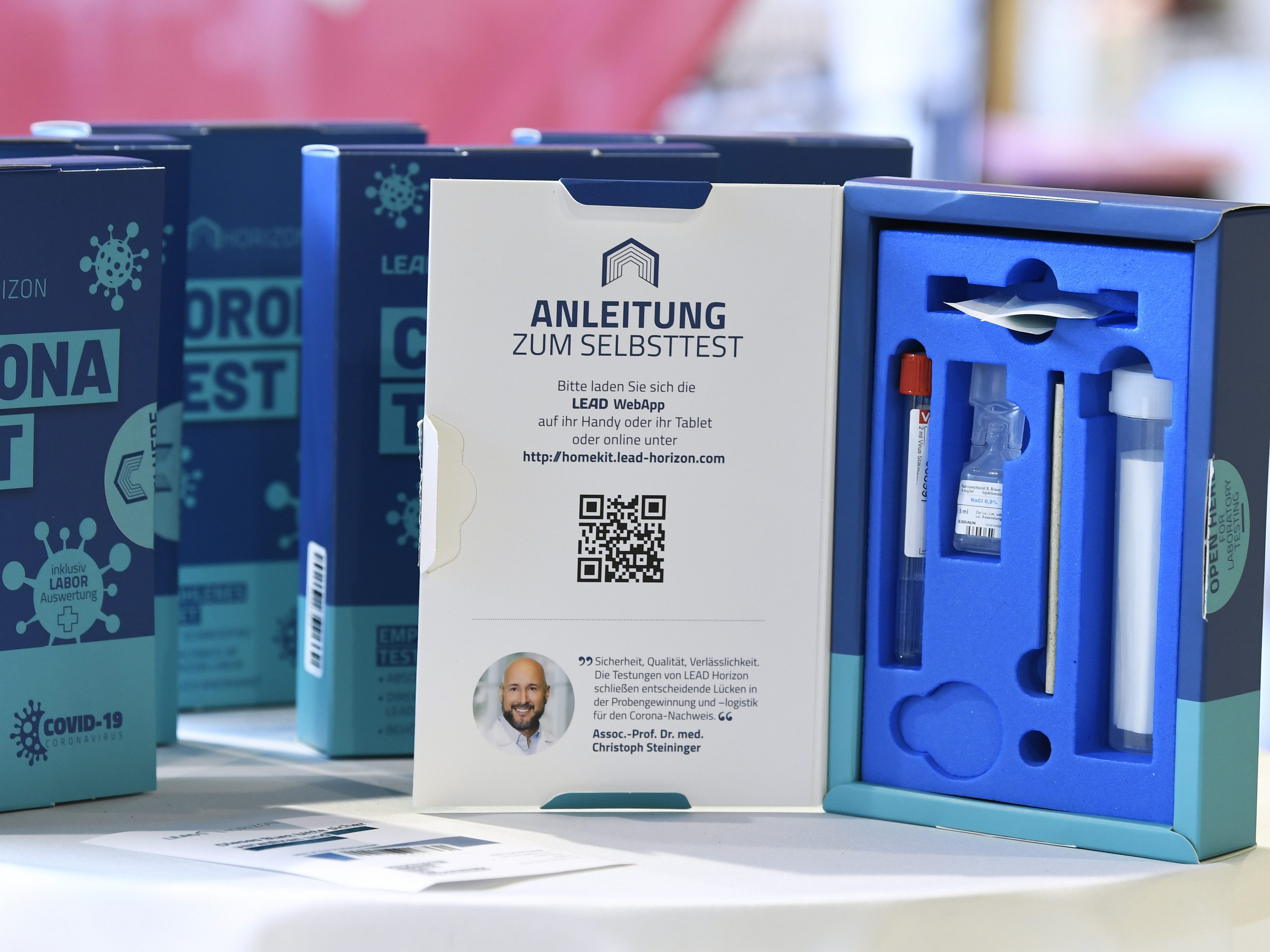 Das Wiener Großlabor Lifebrain möchte nach der Corona-Krise von der Auswertung von PCR-Tests auf genetische Untersuchungen umsteigen. Das Wiener Großlabor Lifebrain möchte nach der Corona-Krise von der Auswertung von PCR-Tests auf genetische Untersuchungen umsteigen.