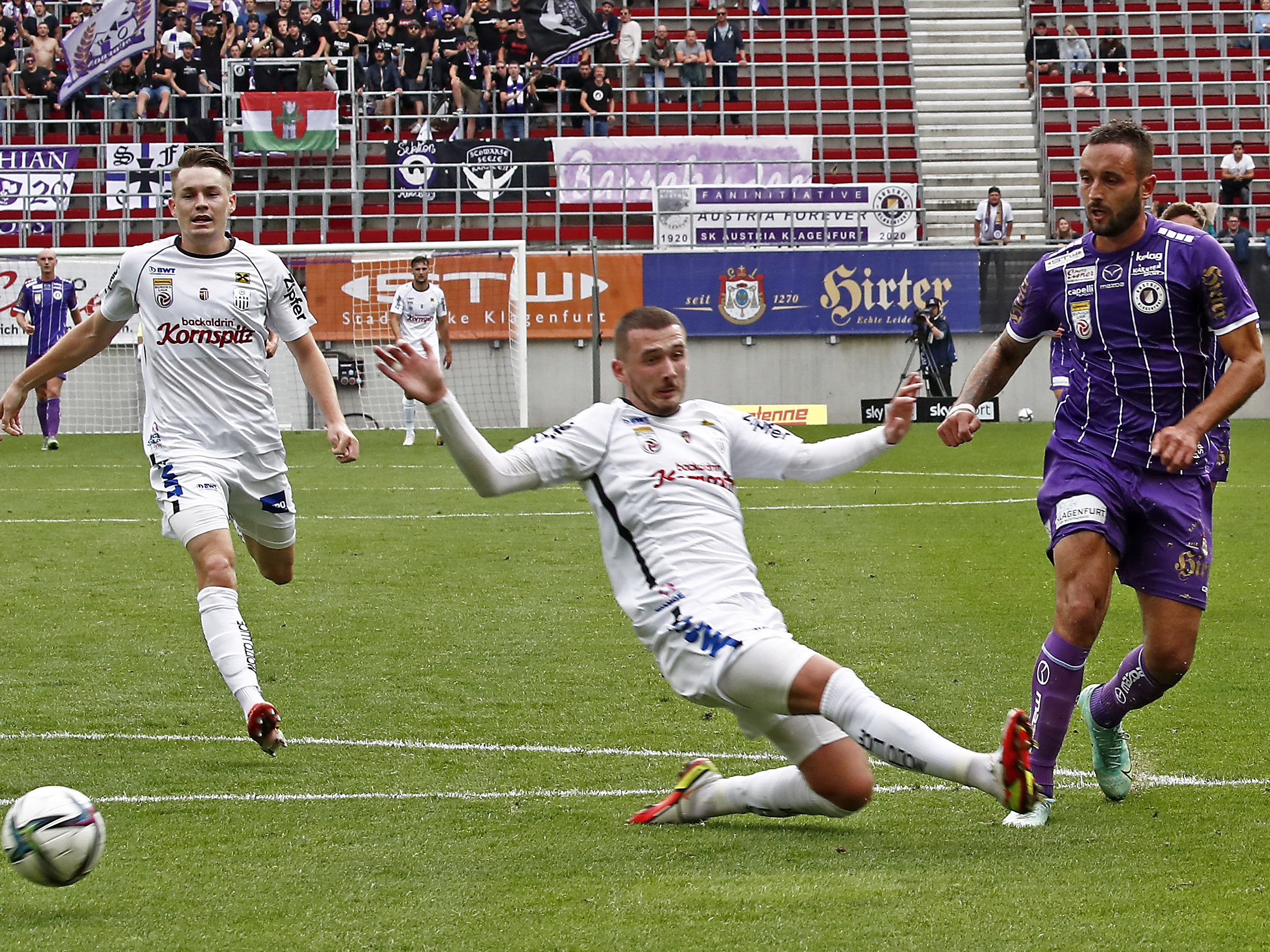 LIVE-Ticker zum Spiel LASK Linz gegen Austria Klagenfurt ab 17 Uhr.