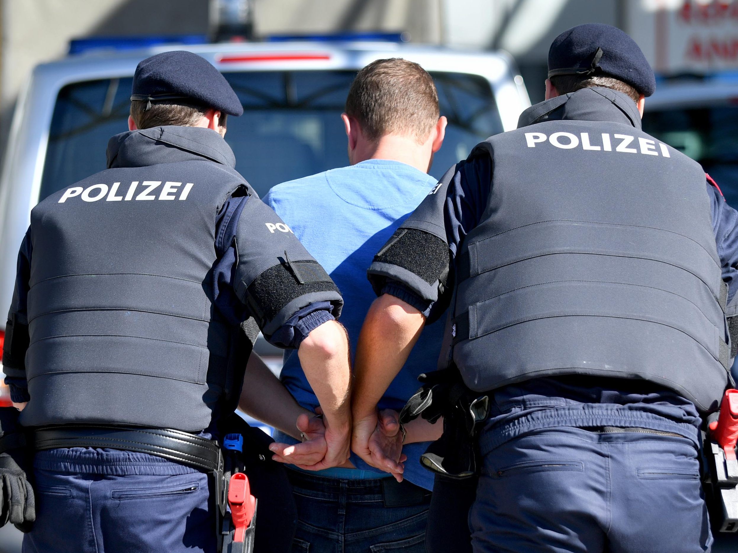 Die Polizei nahm einen Kokaindealer in Wien-Margareten fest. Die Polizei nahm einen Kokaindealer in Wien-Margareten fest.