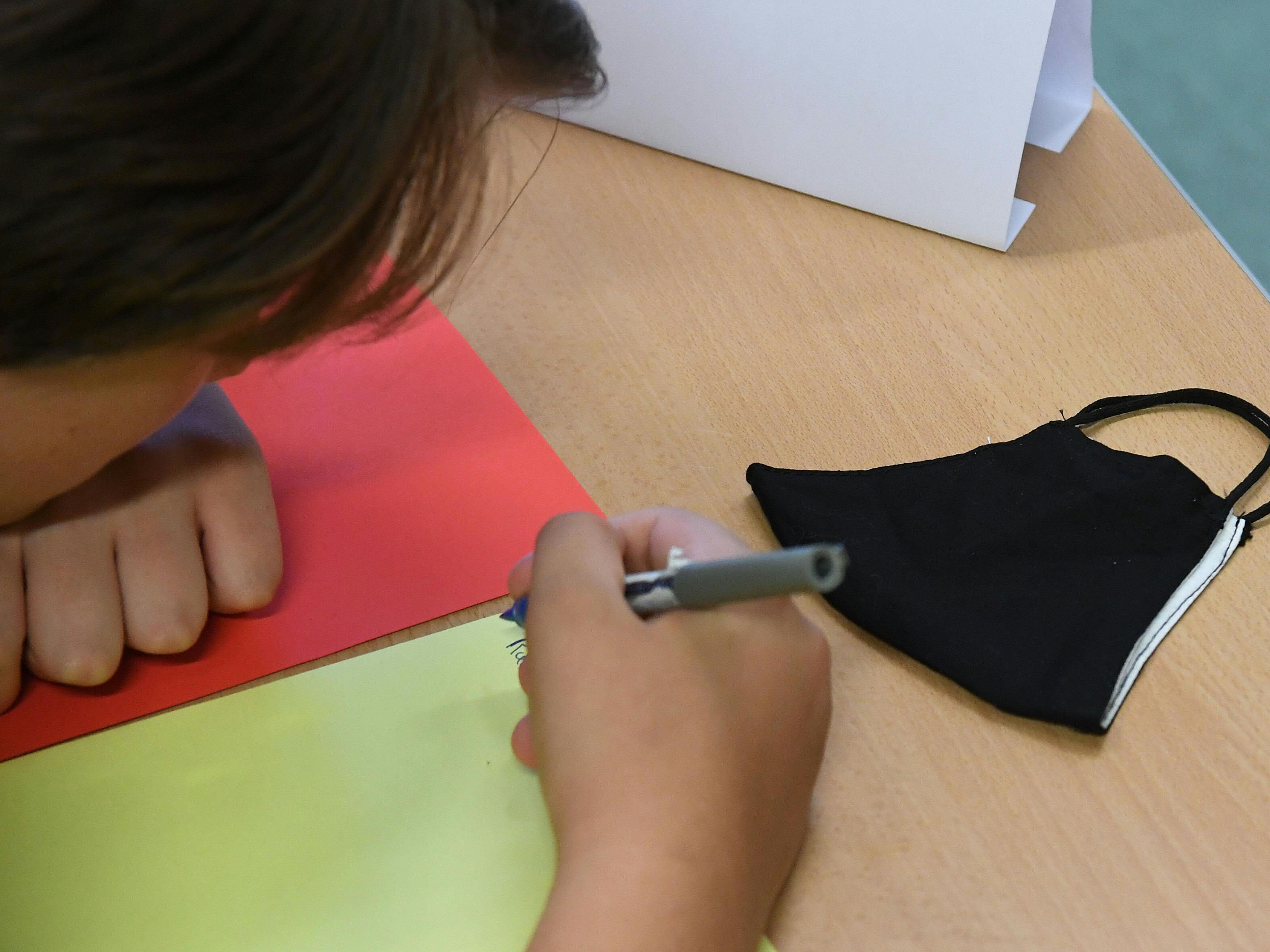 Der Montag hat das Aus für die Maskenpflicht am Sitzplatz an den übrigen Schulen im Gepäck