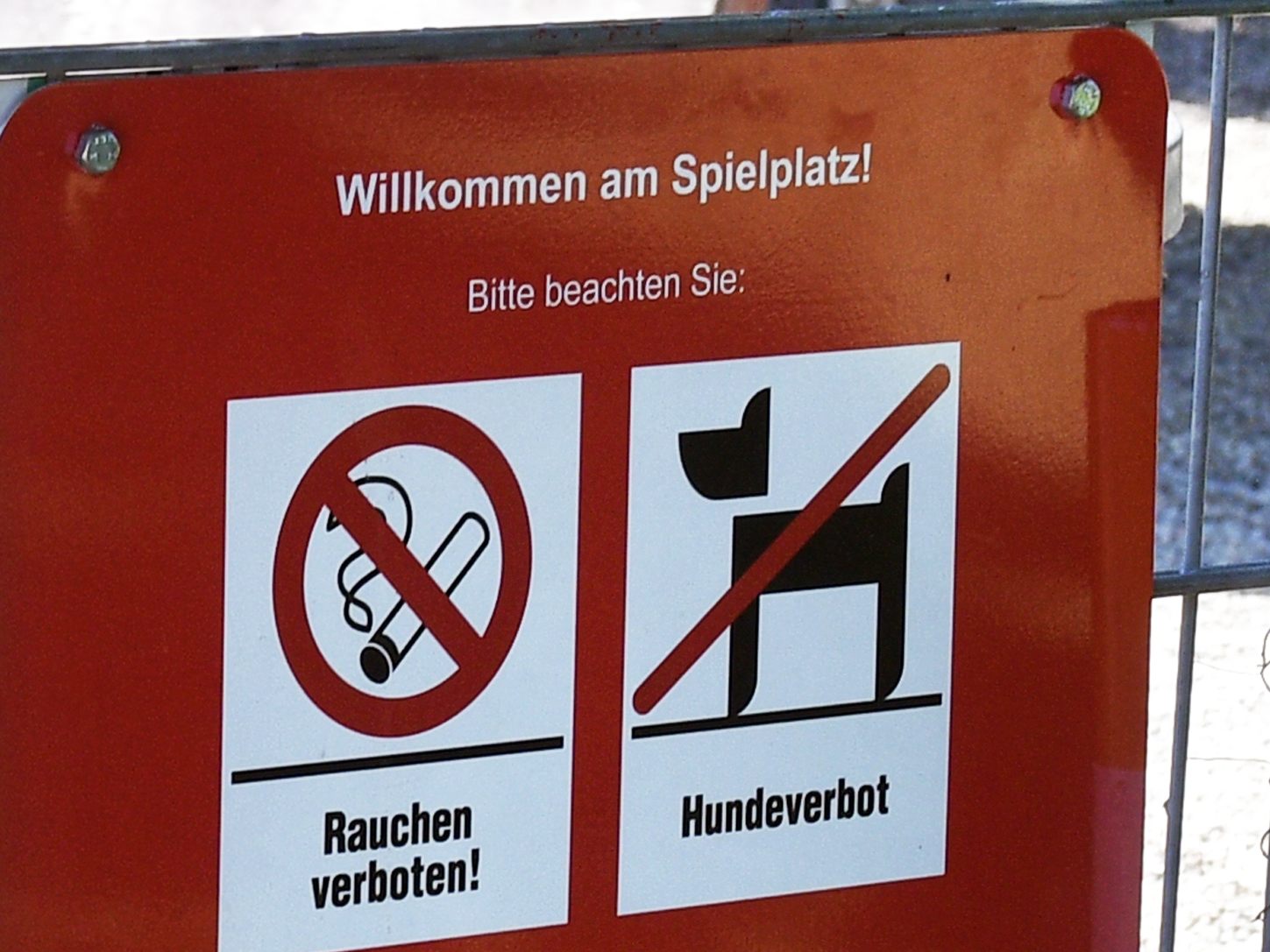 In Wien-Donaustadt gibt es den wohl traurigsten Spielplatz Wiens.