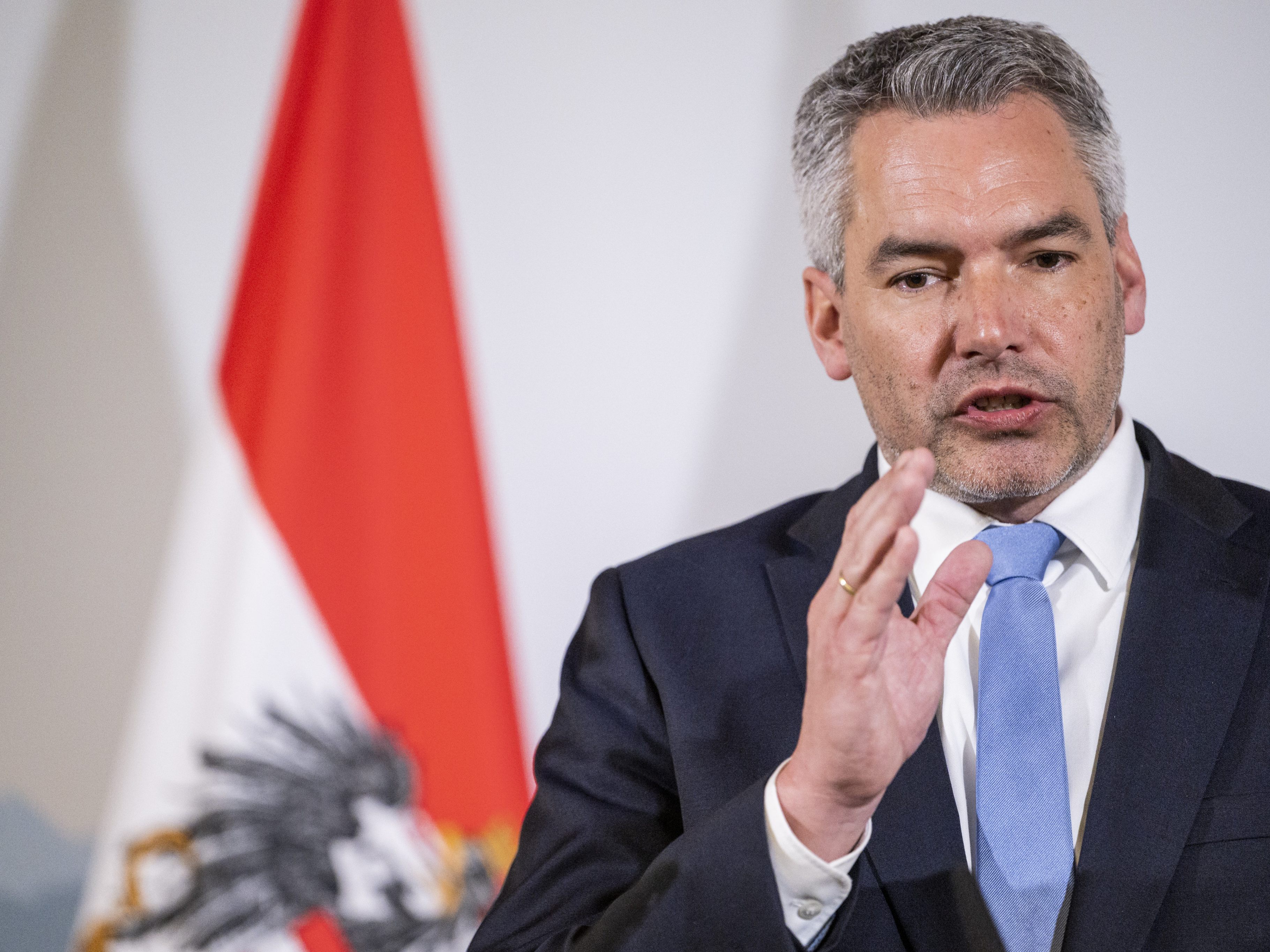 Impfpflicht - Nehammer: Kommission tagt "in den kommenden Wochen". Impfpflicht - Nehammer: Kommission tagt "in den kommenden Wochen".