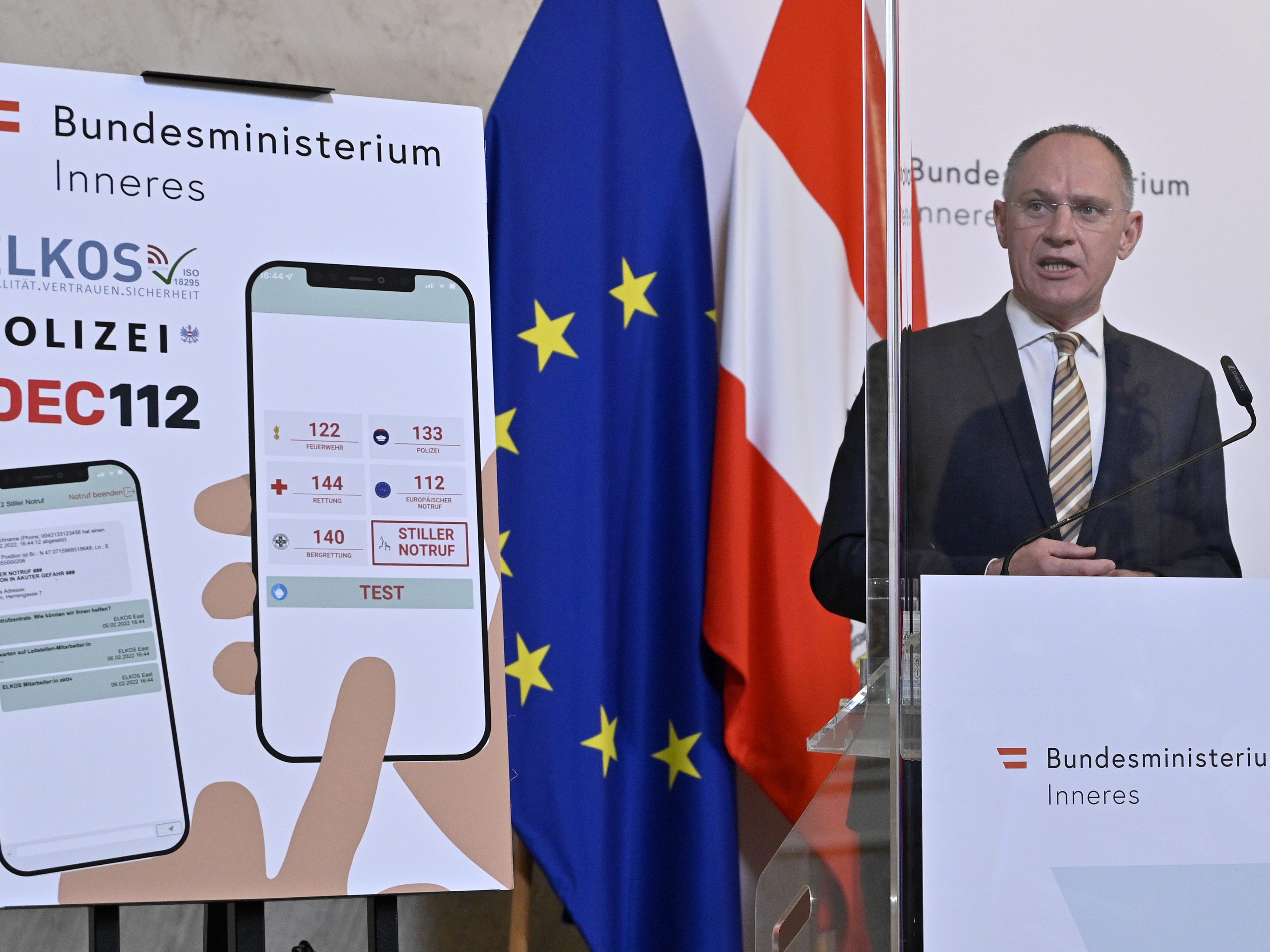 Die geplante Notruf-App musste schon Kritik einstecken. Die geplante Notruf-App musste schon Kritik einstecken.