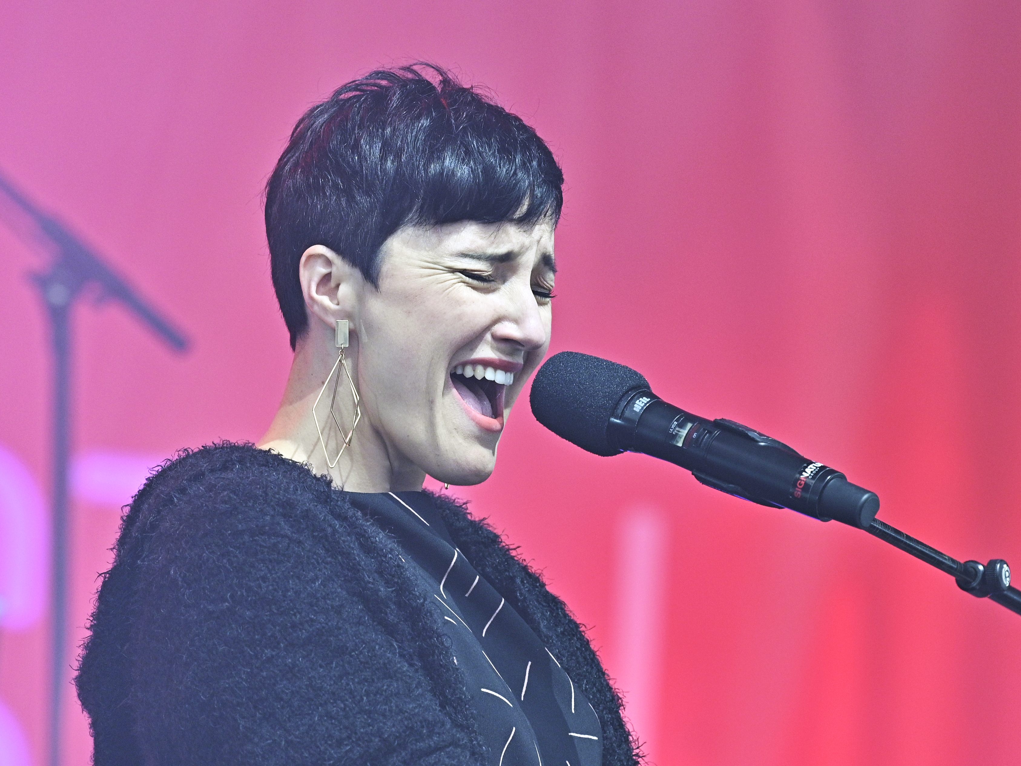 Zum Frauentag findet unter anderem ein Benefiz-Konzert von Ina Regen statt - neben vielen anderen Events Zum Frauentag findet unter anderem ein Benefiz-Konzert von Ina Regen statt - neben vielen anderen Events