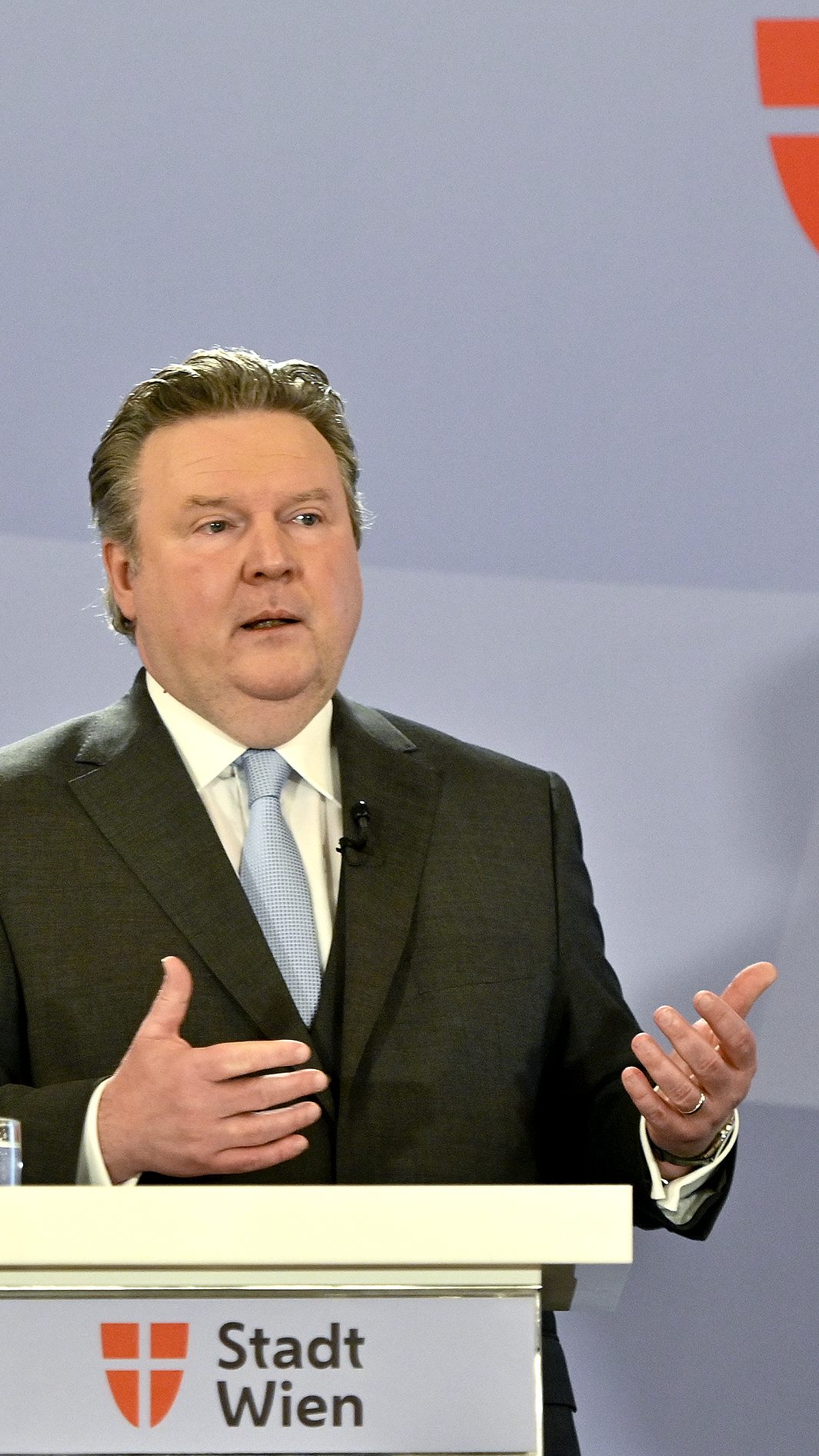 Bürgermeister Michael Ludwig (SPÖ) verkündete am Donnerstag, dass die 2G-Regel in der Wiener Gastronomie bleiben wird.