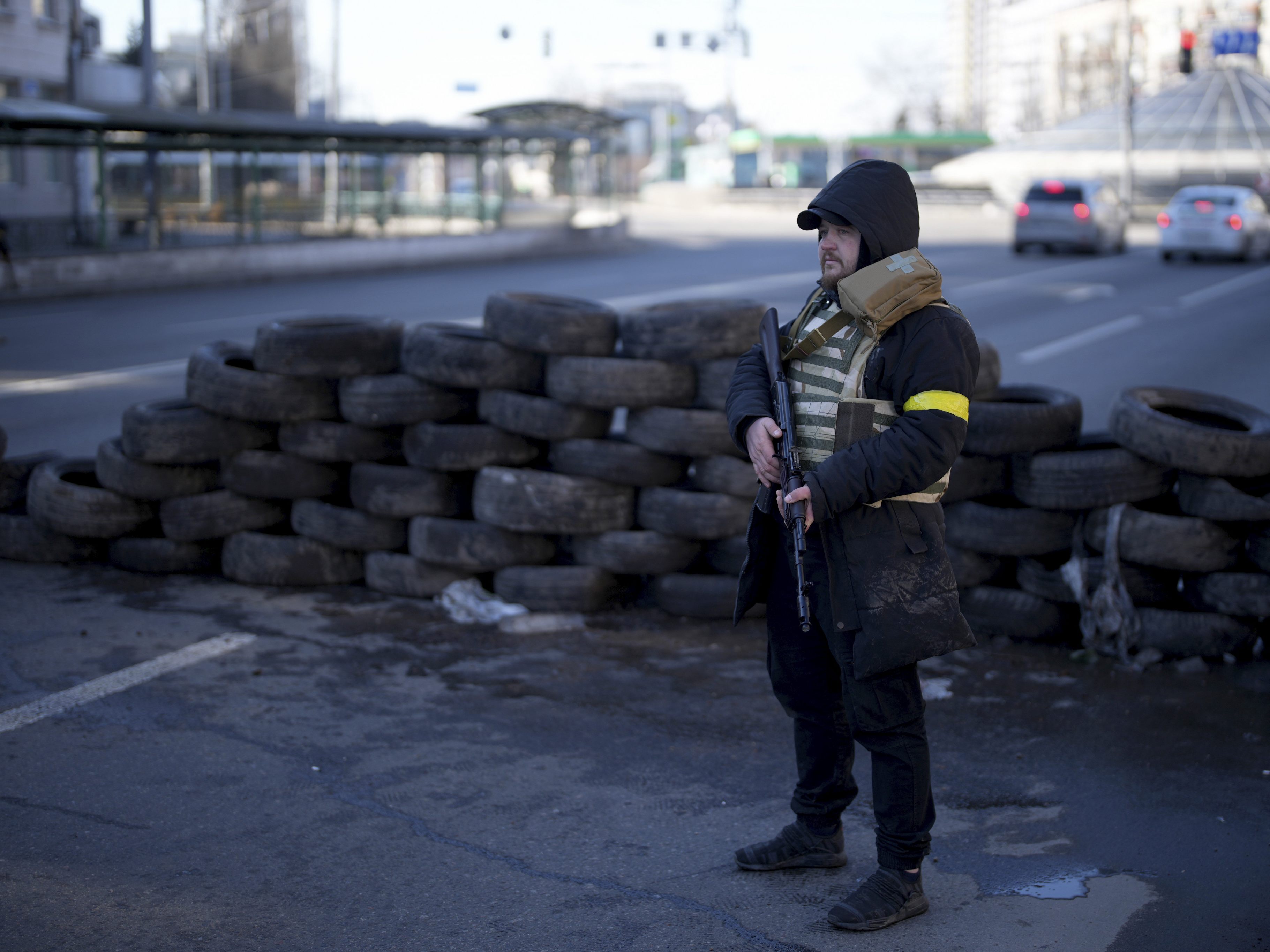 Ukrainische Armee bittet Bürger: "Stoppt Russen mit allen Mitteln!".