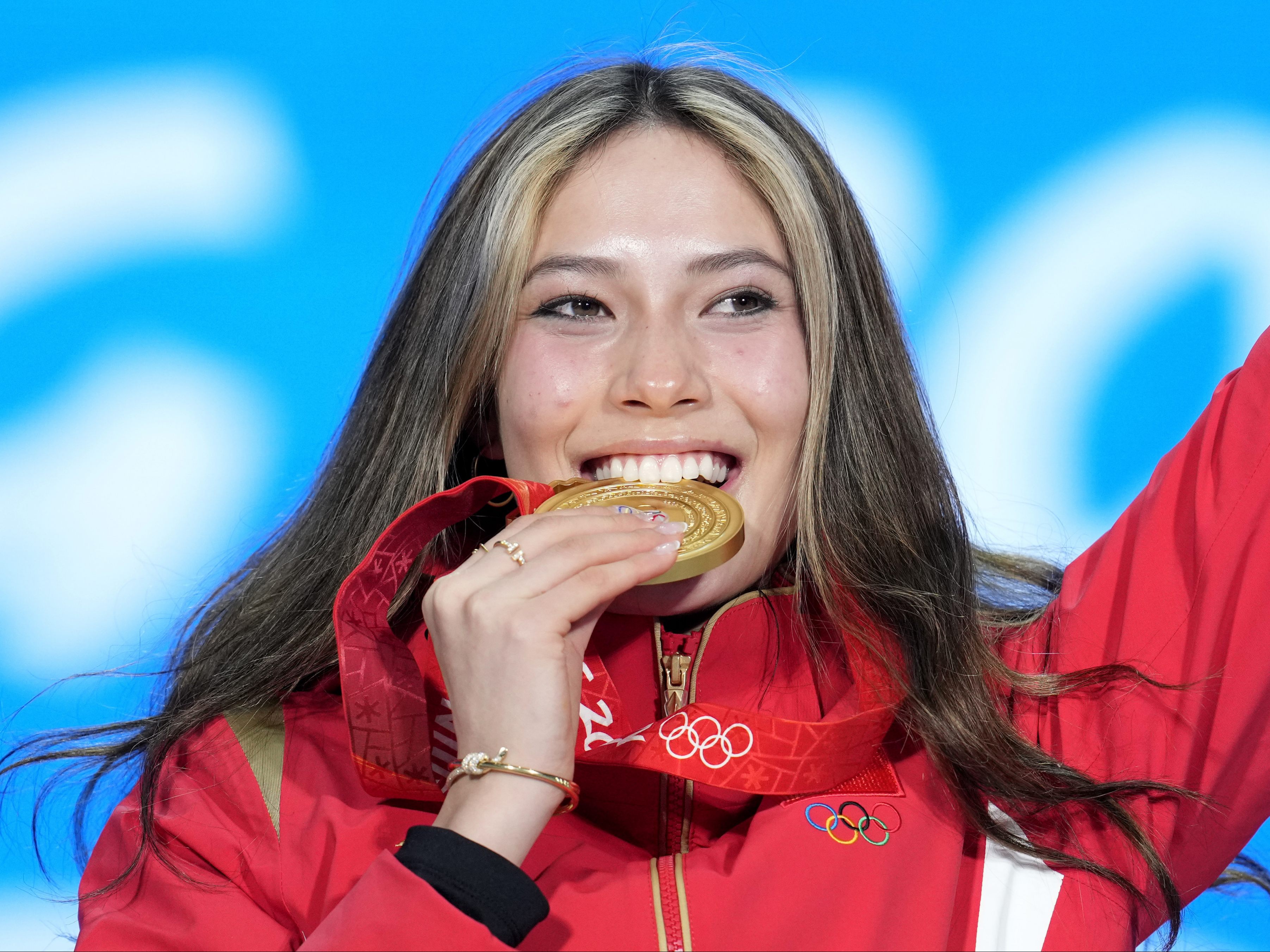 Die 18-jährige Gu ist nicht nur Profisportlerin, sondern auch Model. Die 18-jährige Gu ist nicht nur Profisportlerin, sondern auch Model.