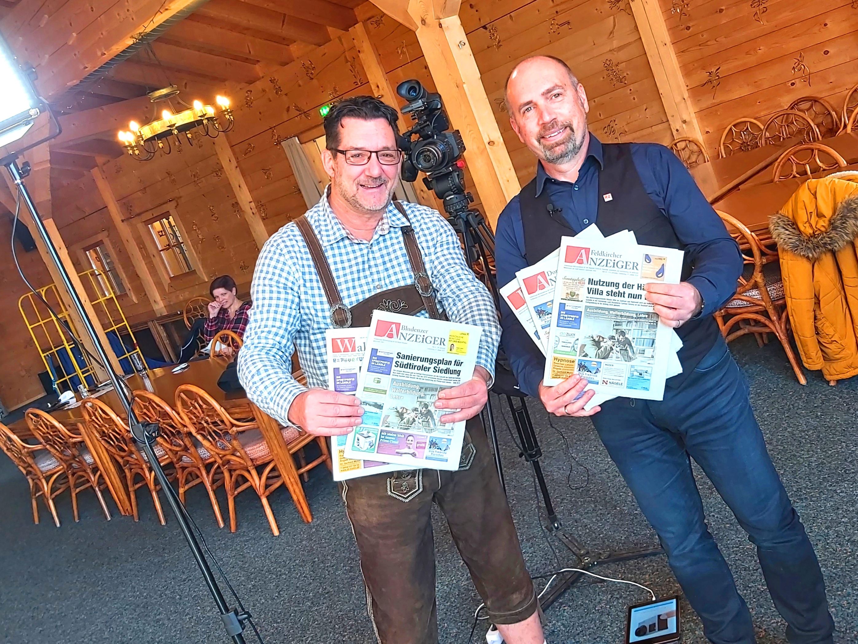 Interessante Einblicke in Zukunft der Papierzeitungen gibt Chefredakteur Christian Marold (re) von den Vorarlberger Regionalzeitungen, in einer neuen Ausgabe der Sendung "us dr Gondl" von LÄNDLE TV