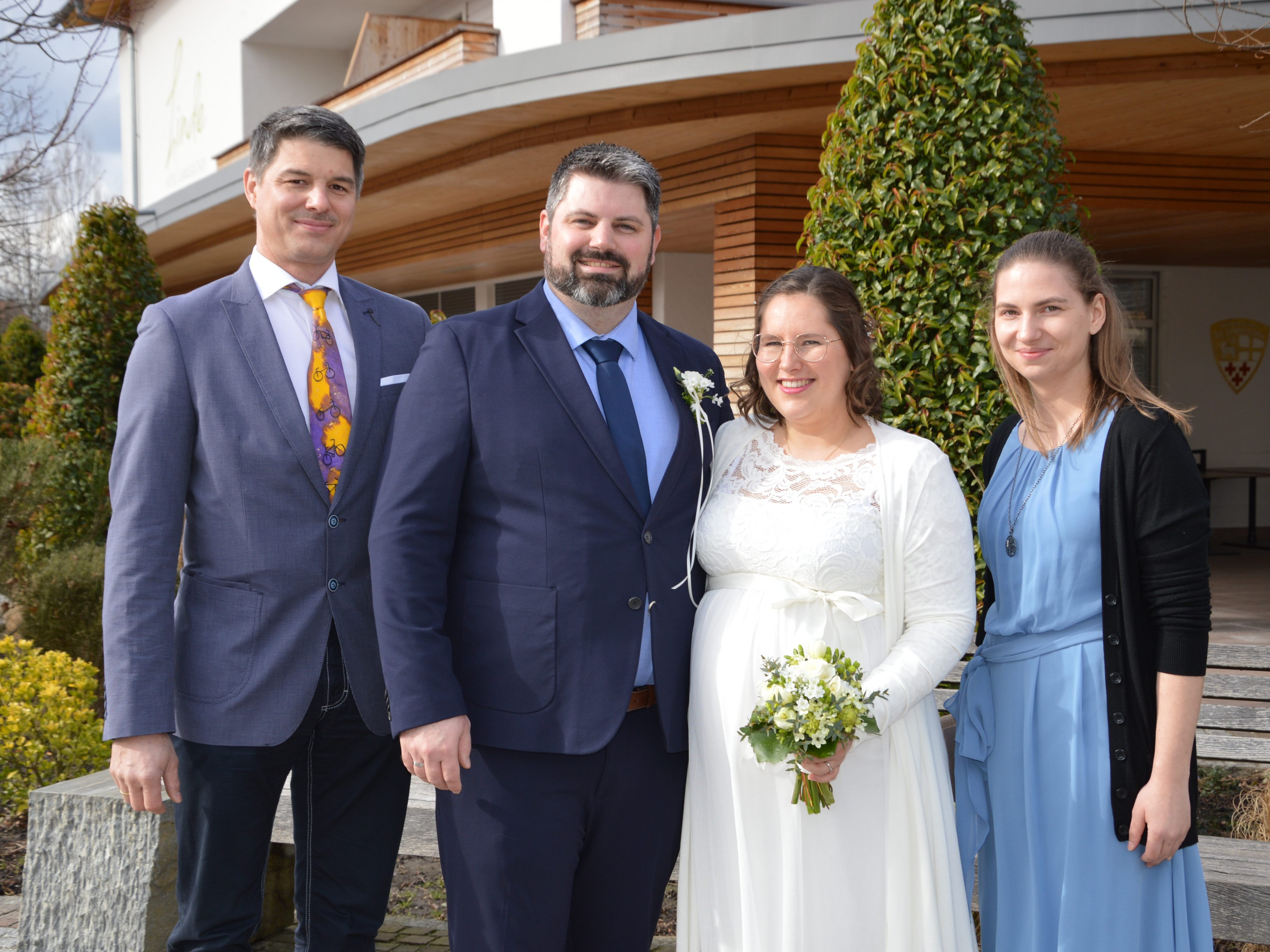Caroline Blum und Patrick Röhrl haben geheiratet. Caroline Blum und Patrick Röhrl haben geheiratet.
