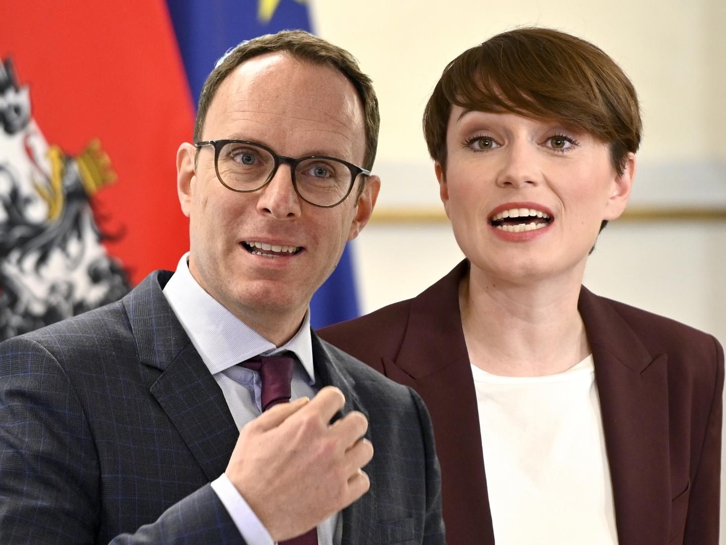 Koalition präsentiert Reform der Parteienfinanzierung Koalition präsentiert Reform der Parteienfinanzierung