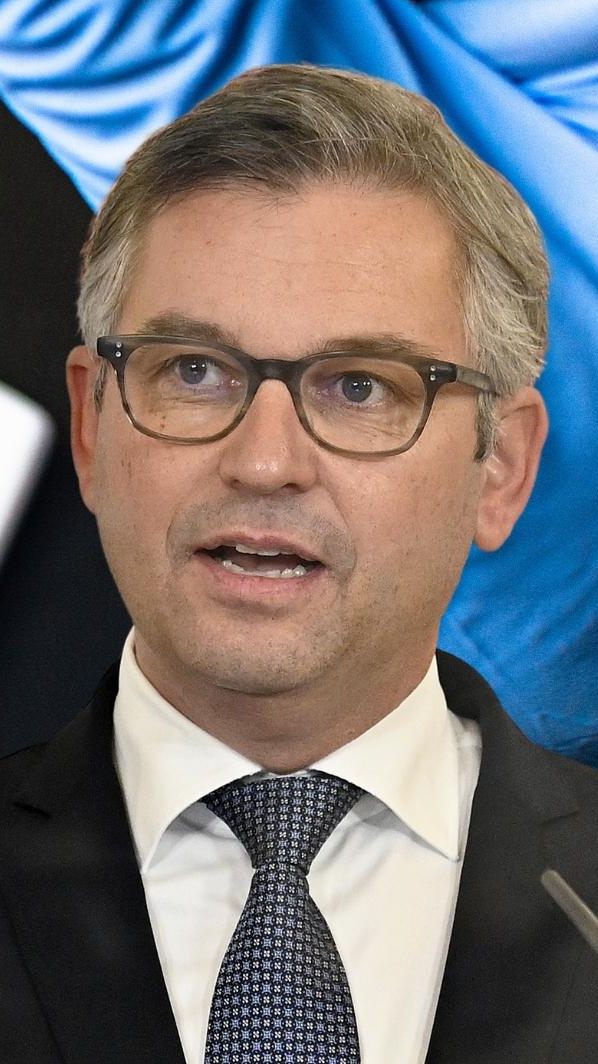 Finanzminister Brunner zur Öffnung.