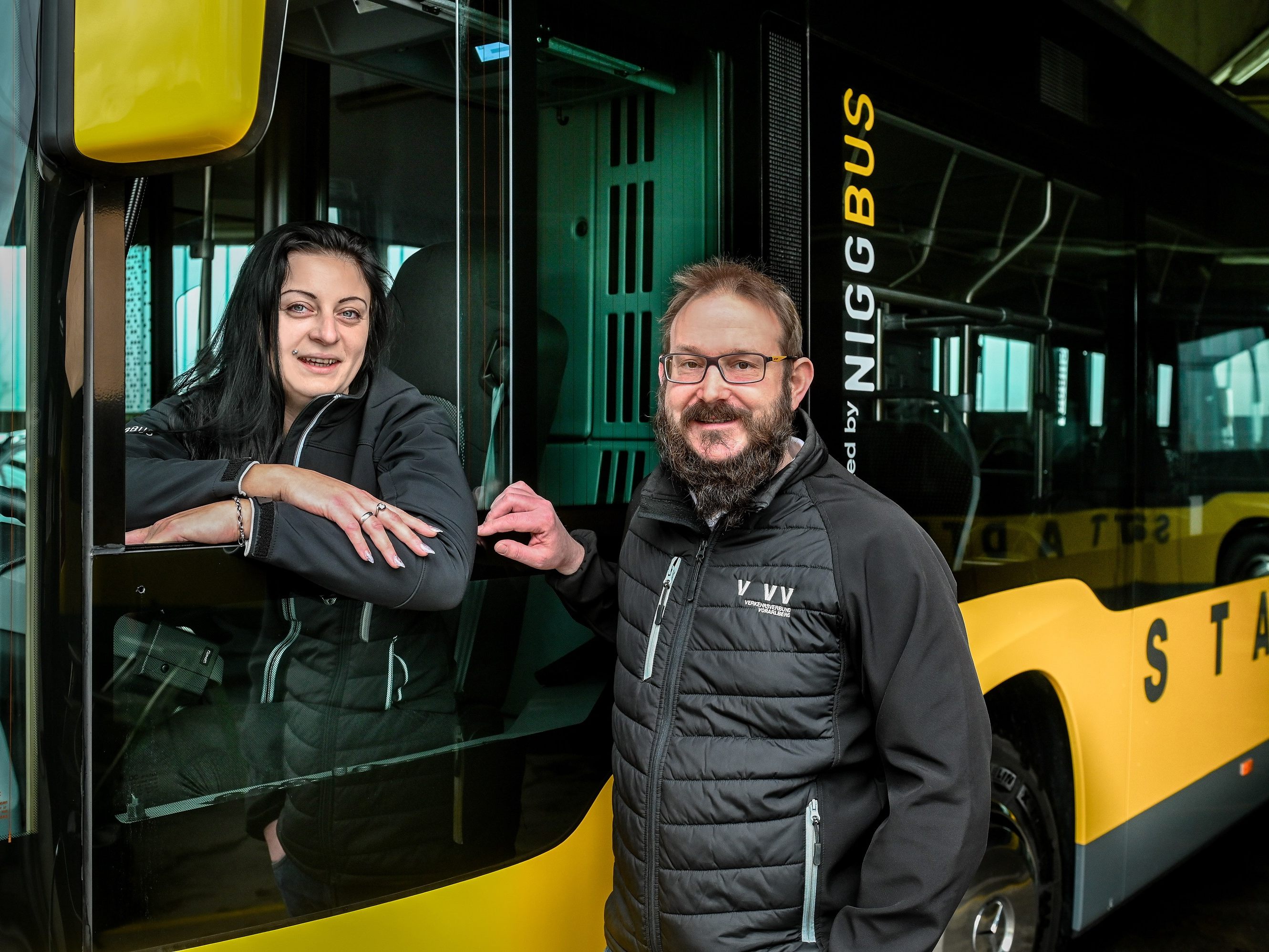Lucia Raničová nutzte die Chance zur Lehrabschlussprüfung in ihrem Traumberuf. Ihr Kollege Simon Schneider konnte sein Praxiswissen umfassend erweitern.