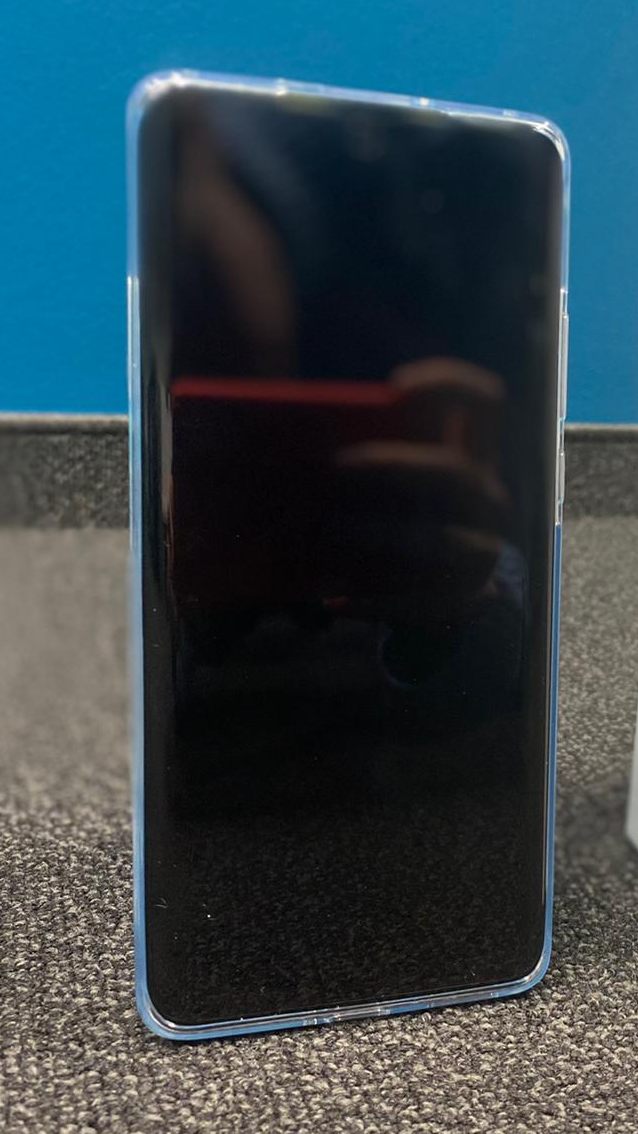 Das Huawei P50 Pro ist in elegantem Design gehalten.