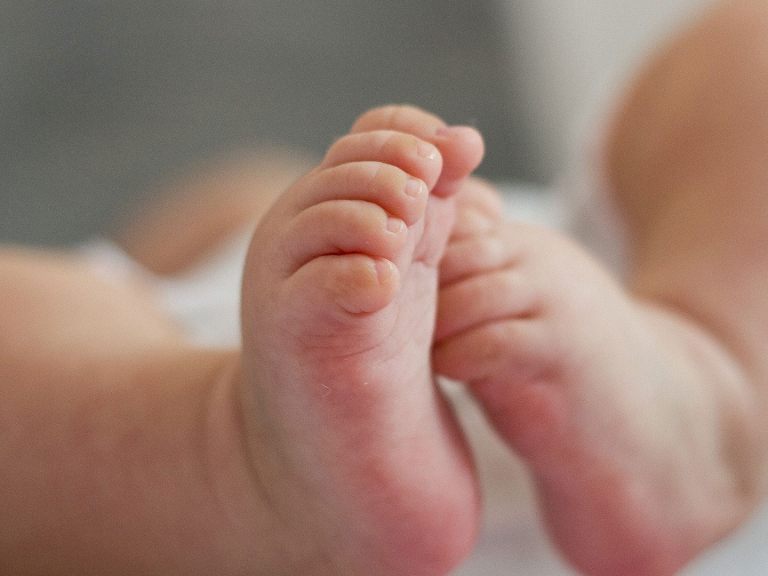 Neugeborenen-Screenings ermöglichen die frühzeitige Erkennung von seltenen Krankheiten