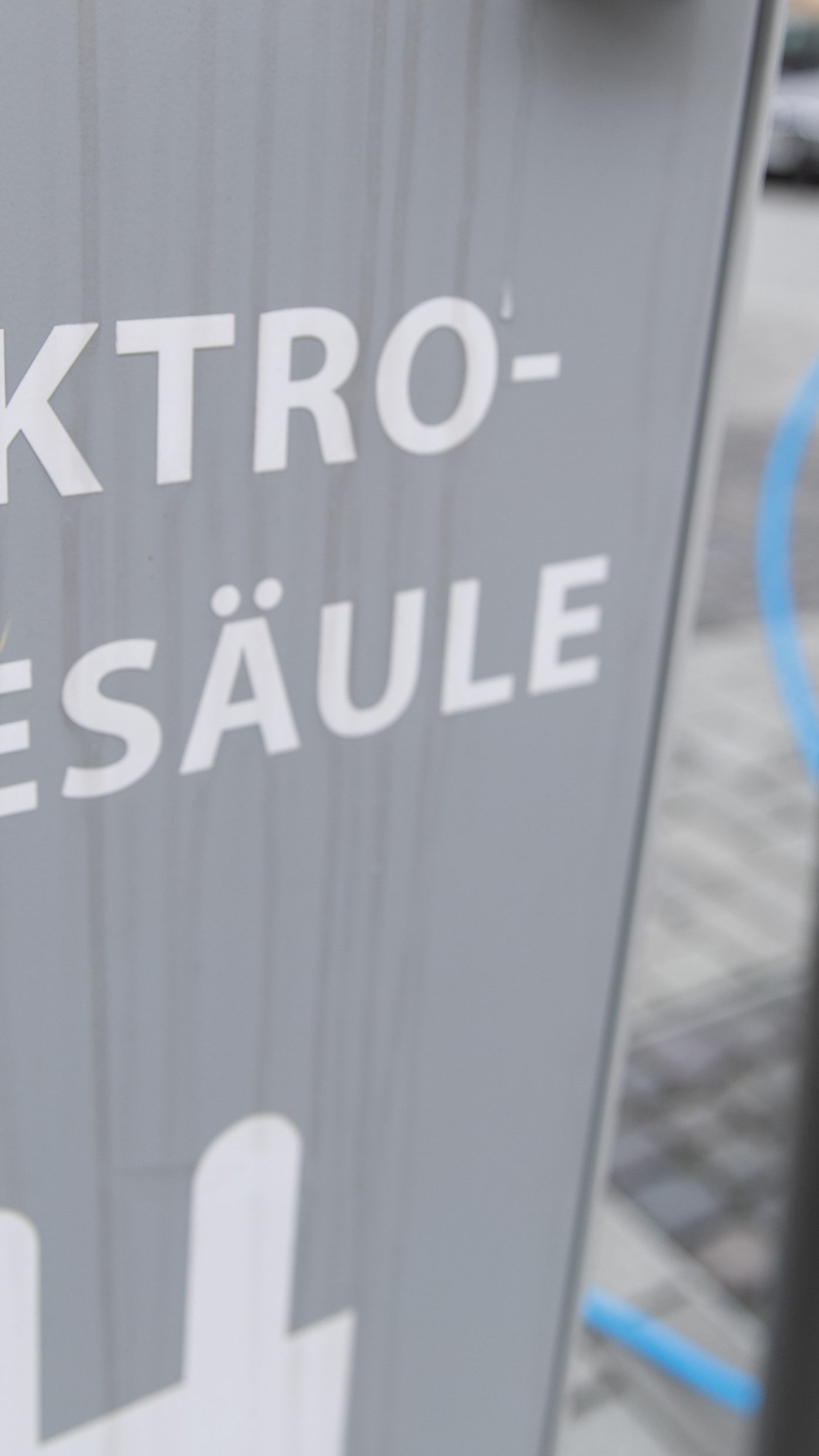 Eine neue Akkutechnologie soll E-Autos attraktiver machen.