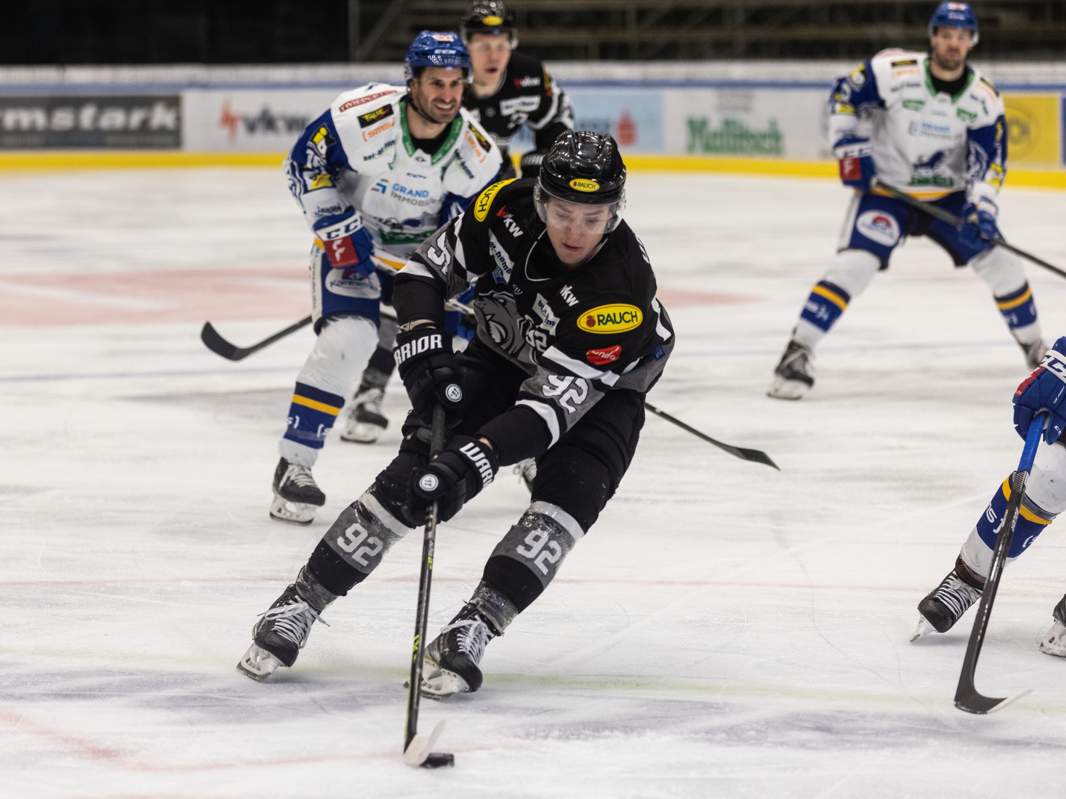 Unterhaltsamer Eishockeyabend