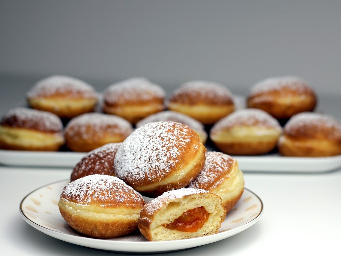 Kein "Sehr gut": VKI testete 21 Krapfen mit Marillenmarmelade. Kein "Sehr gut": VKI testete 21 Krapfen mit Marillenmarmelade.