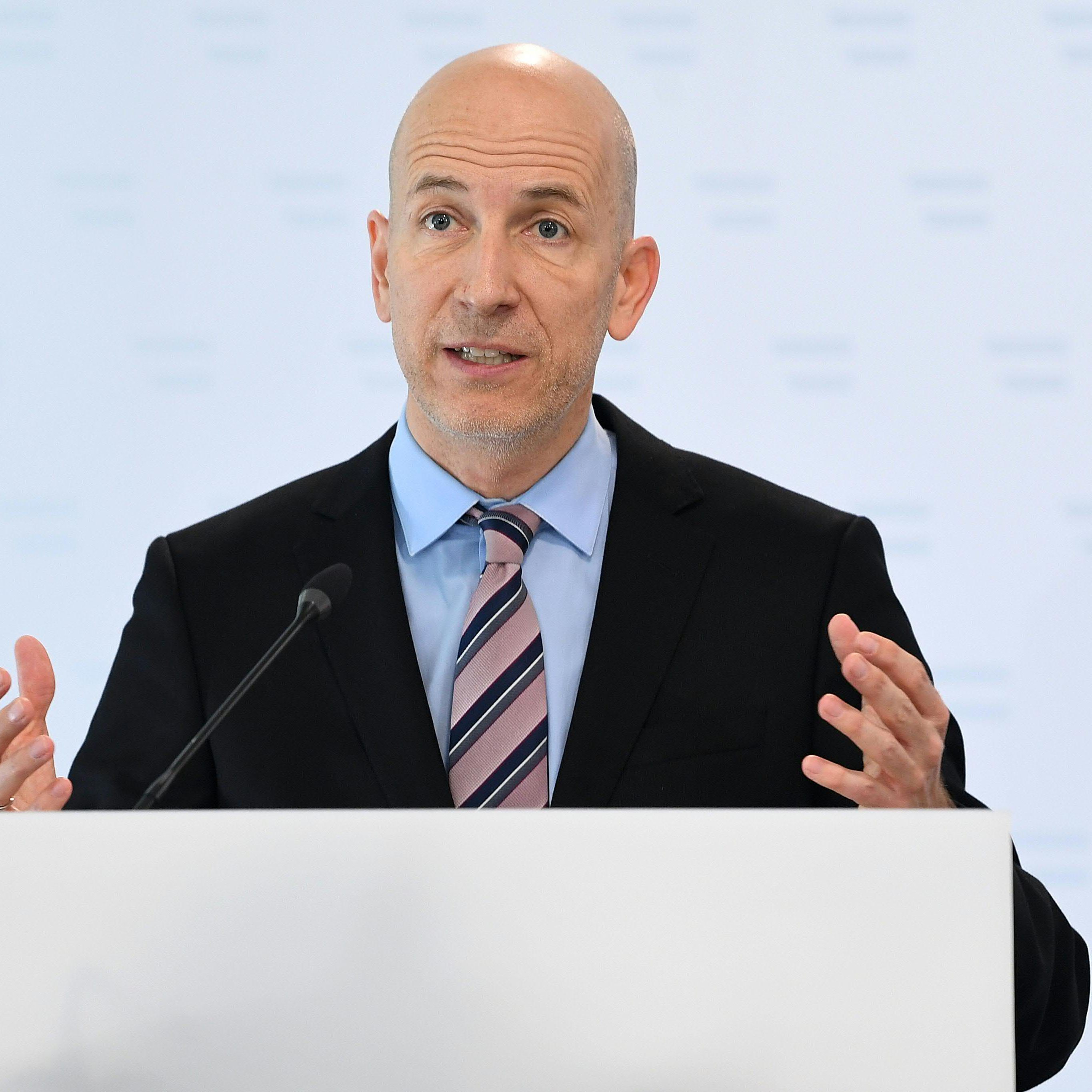 Die Reform der Rot-Weiß-Rot-Karte ist ein Teil des Regierungsprogramms.