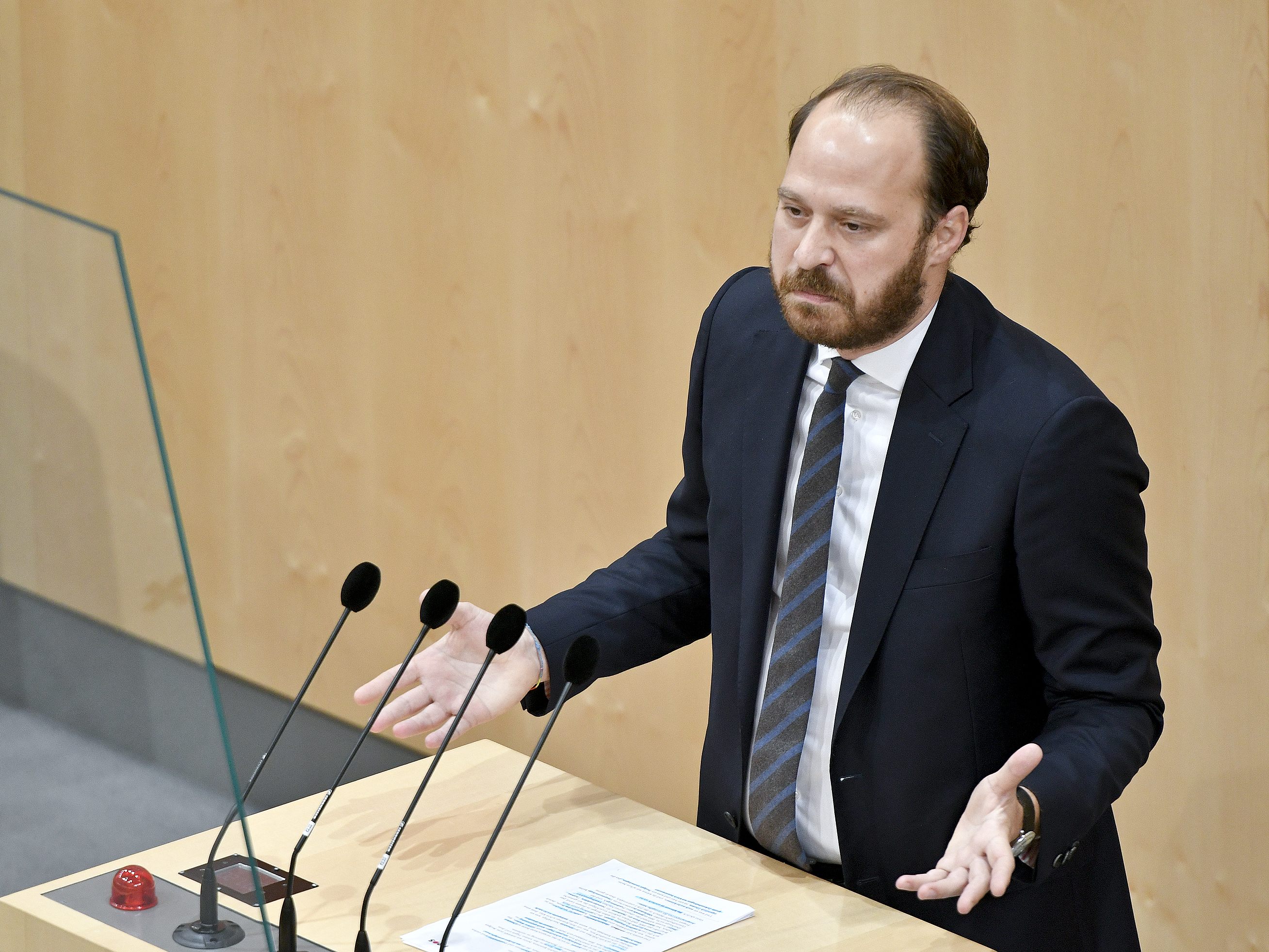 Für den Vorschlag der NEOS gab es in der Präsidiale keine einhellige Zustimmung. Für den Vorschlag der NEOS gab es in der Präsidiale keine einhellige Zustimmung.