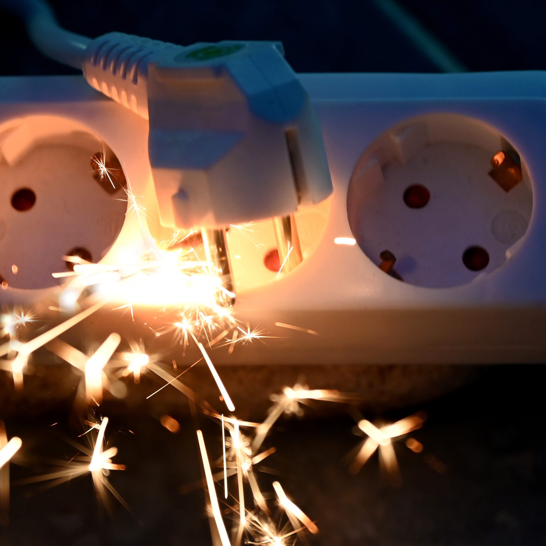 Energieabgabe zahlen Haushalte und kleinere Betriebe.