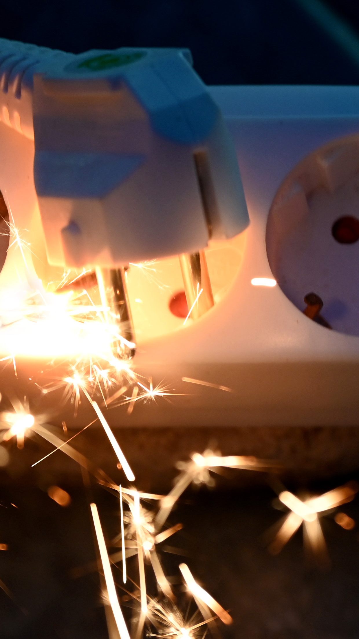 Energieabgabe zahlen Haushalte und kleinere Betriebe.