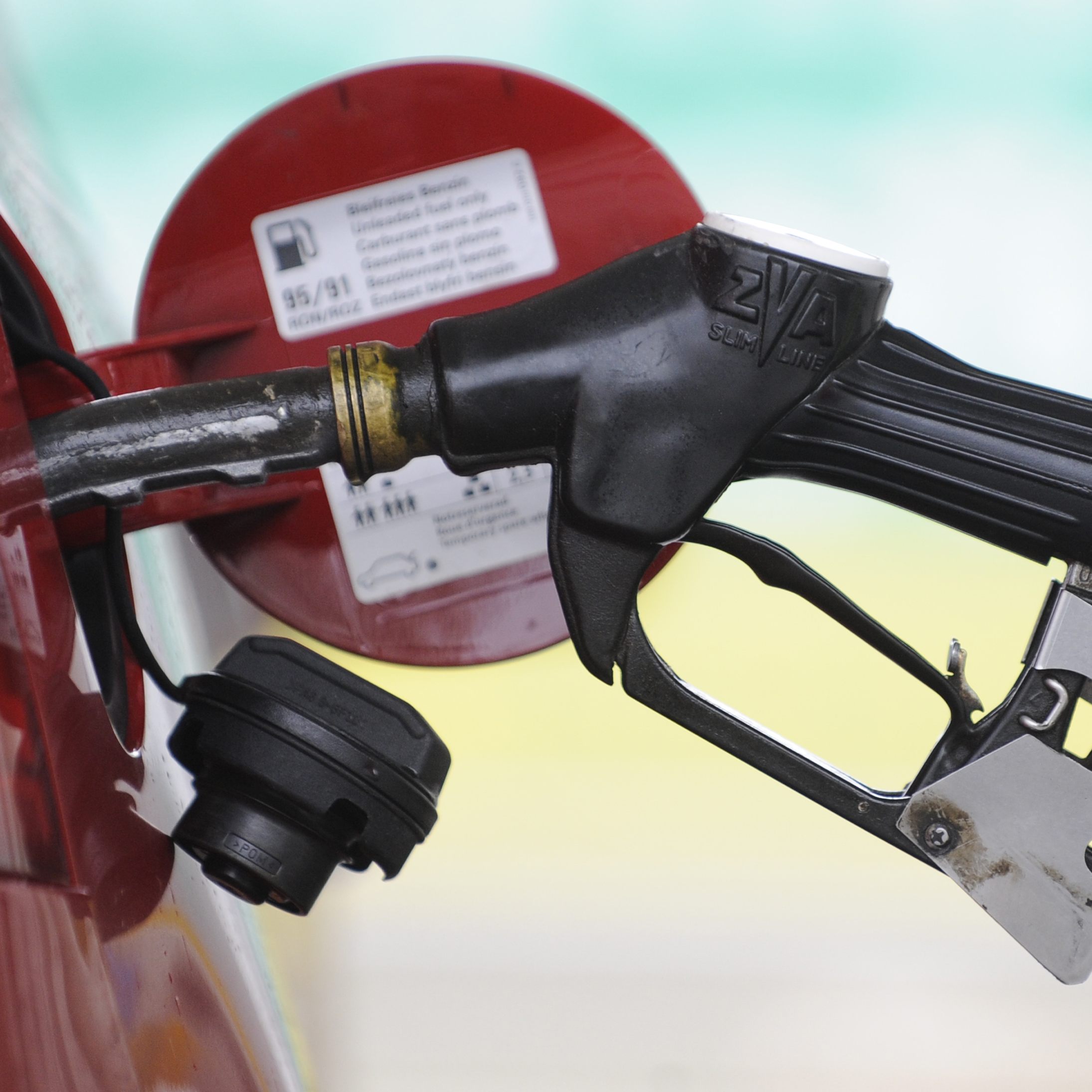 Forderungen nach einem Aussetzen der CO2-Bepreisung werden laut.