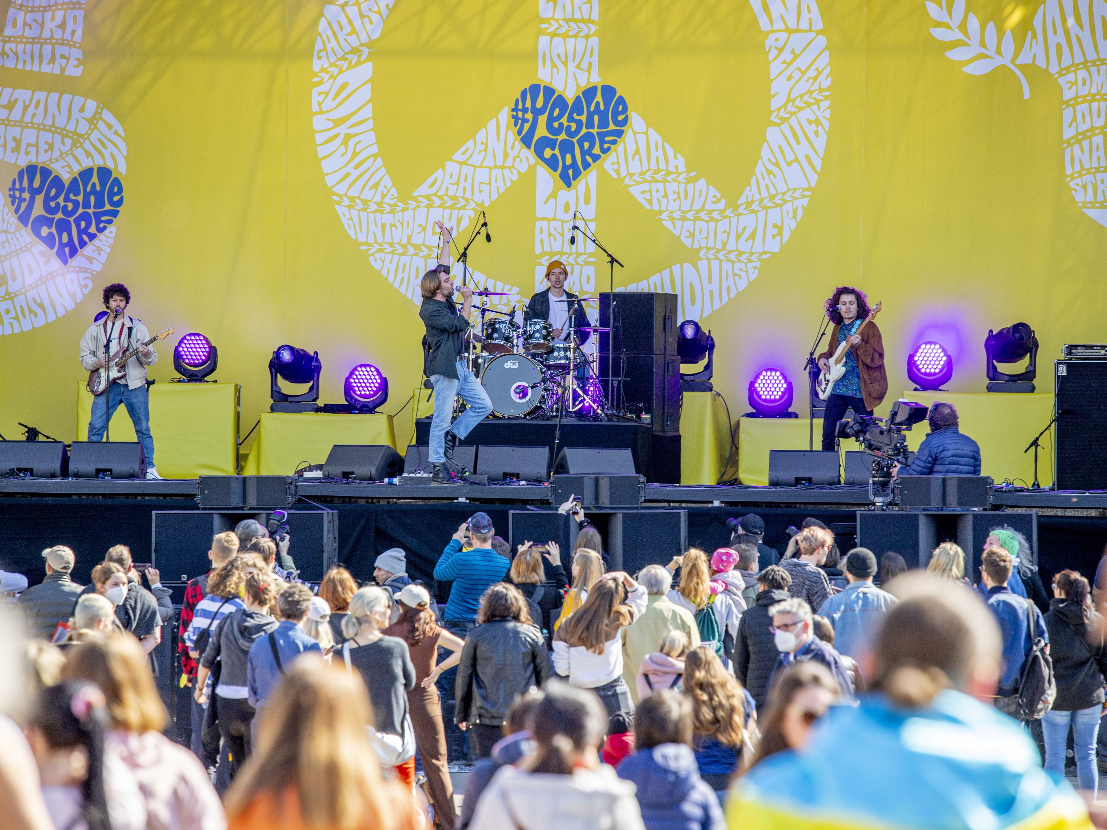 Ukraine-Benefizkonzert am Wiener Heldenplatz gestartet: "Ein Zeichen"