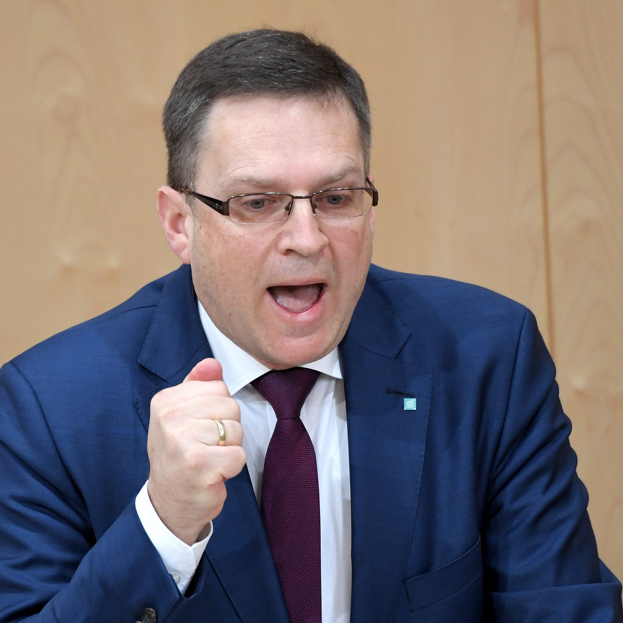 ÖVP-Klubobmann August Wöginger kündigte als Schwerpunktthemen bei der ÖVP-Klubklausur am Montag und Dienstag die Flüchtlingssituation und die Teuerung an.