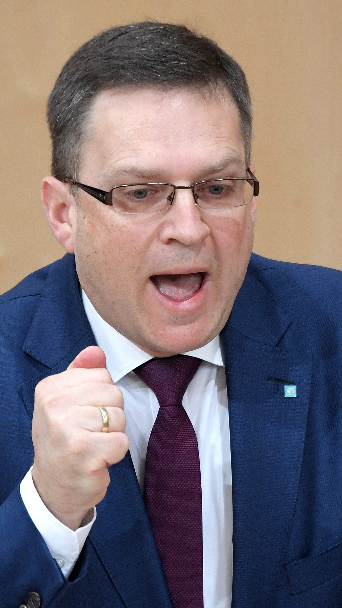 ÖVP-Klubobmann August Wöginger kündigte als Schwerpunktthemen bei der ÖVP-Klubklausur am Montag und Dienstag die Flüchtlingssituation und die Teuerung an.