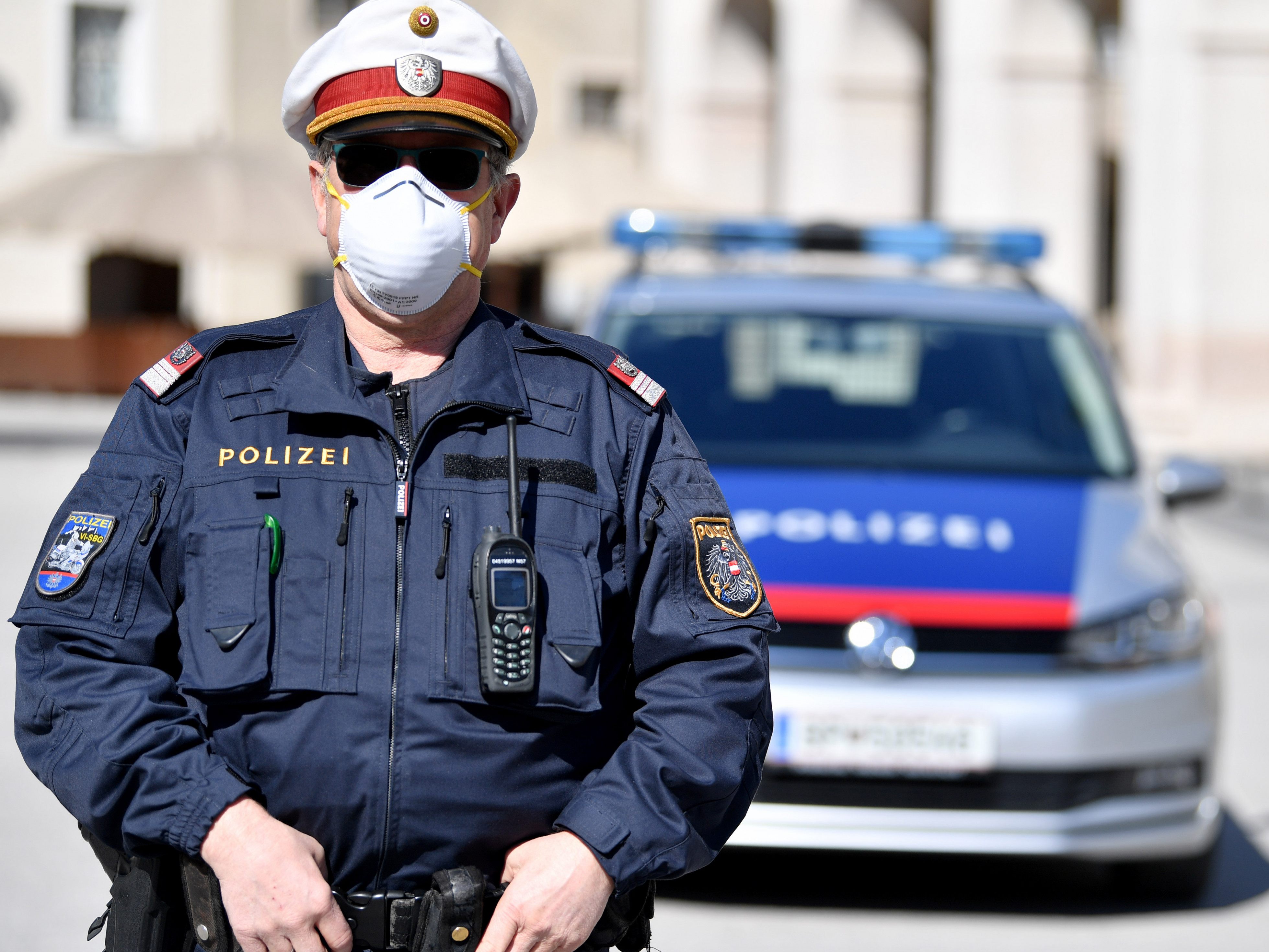 Die Polizei schnappte in Wien-Wieden zwei jugendliche Taschendiebinnen.