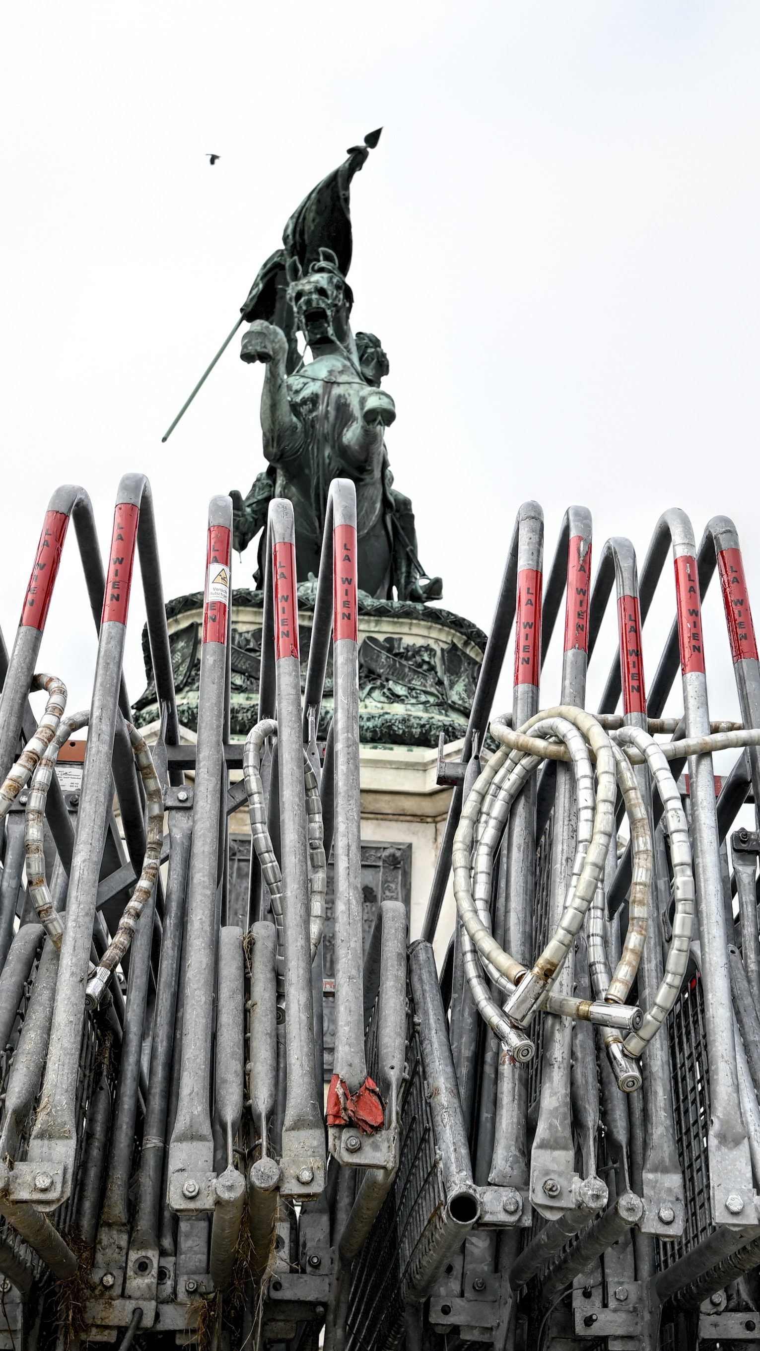 Wegen einer Demo ist die Wiener Ringstraße von 11:15 bis 14:00 Uhr am Dienstag gesperrt.