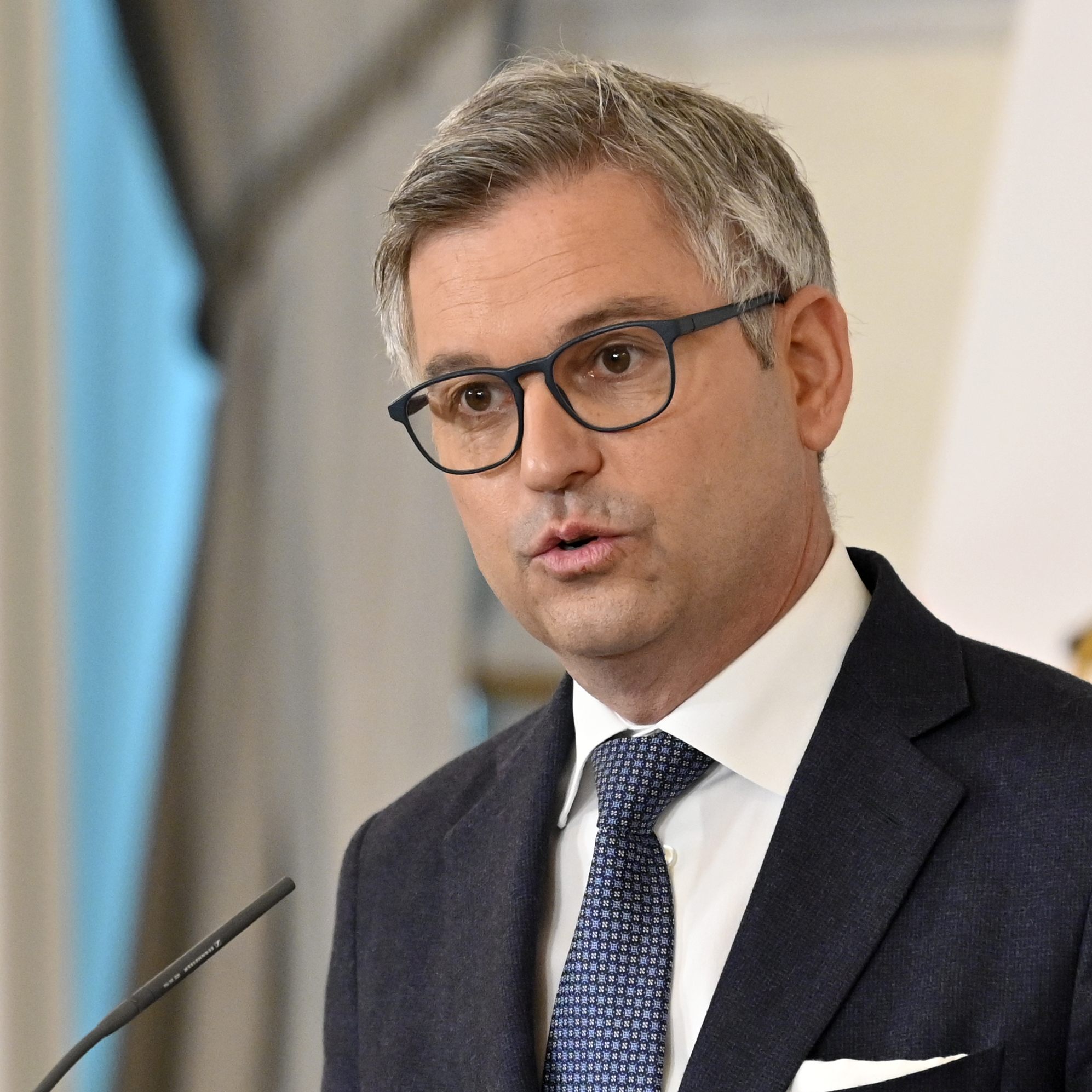 Regierung richtet neues Beobachtungsgremium ein.