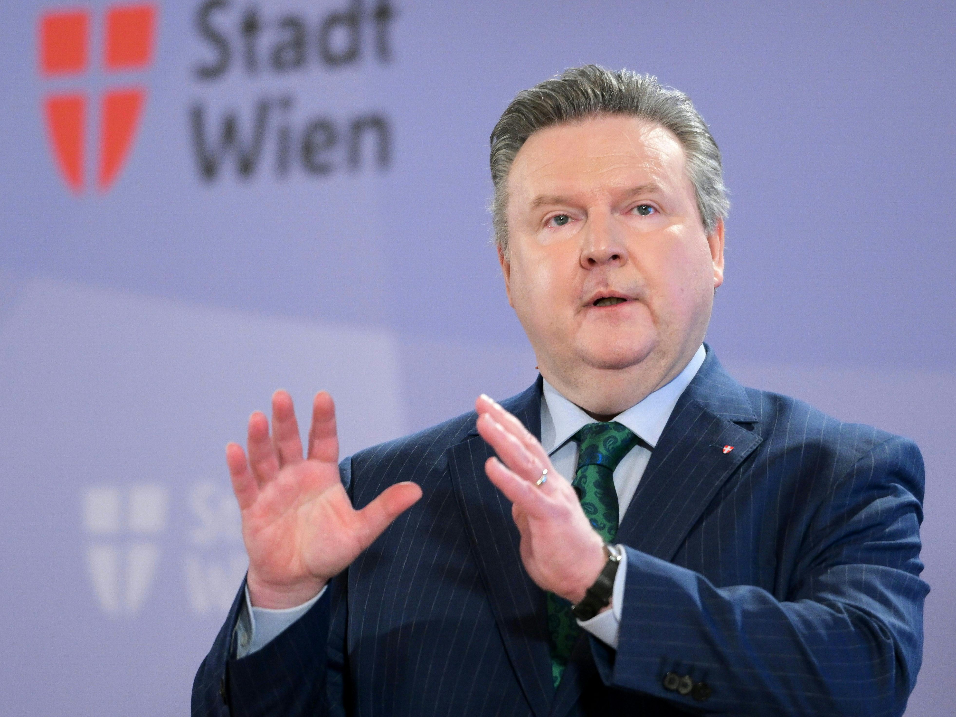 Der Wiener Bürgermeister Michael Ludwig (SPÖ) kritisierte am Dienstag, dass er noch keine Informationen zur administrativen Abwicklung bei der Redkuktion der Gratis-Coronatests bekommen habe.