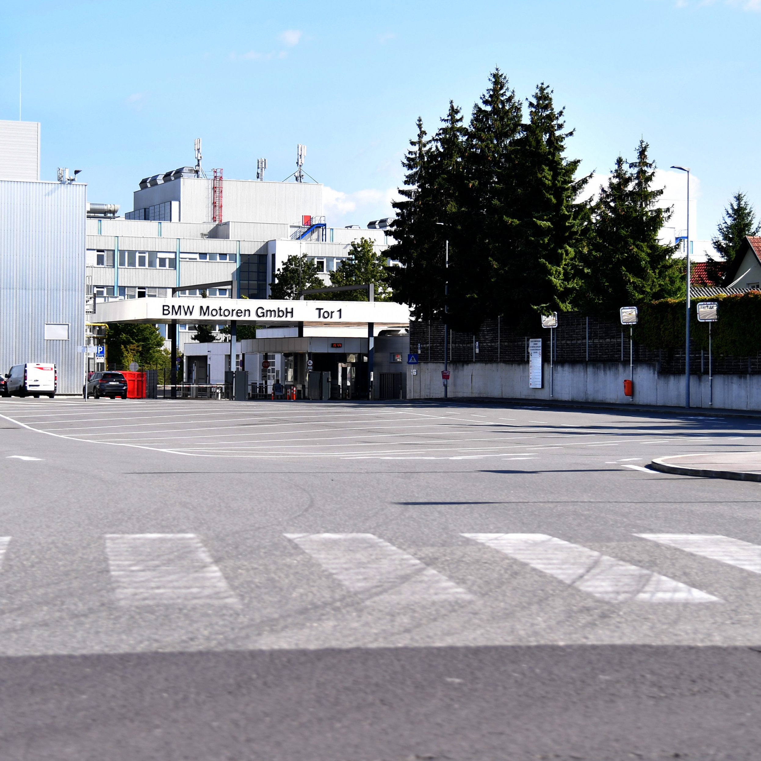 Das BMW-Werk in Steyr stoppte am Donnerstag kurzfristig seine Produktion.