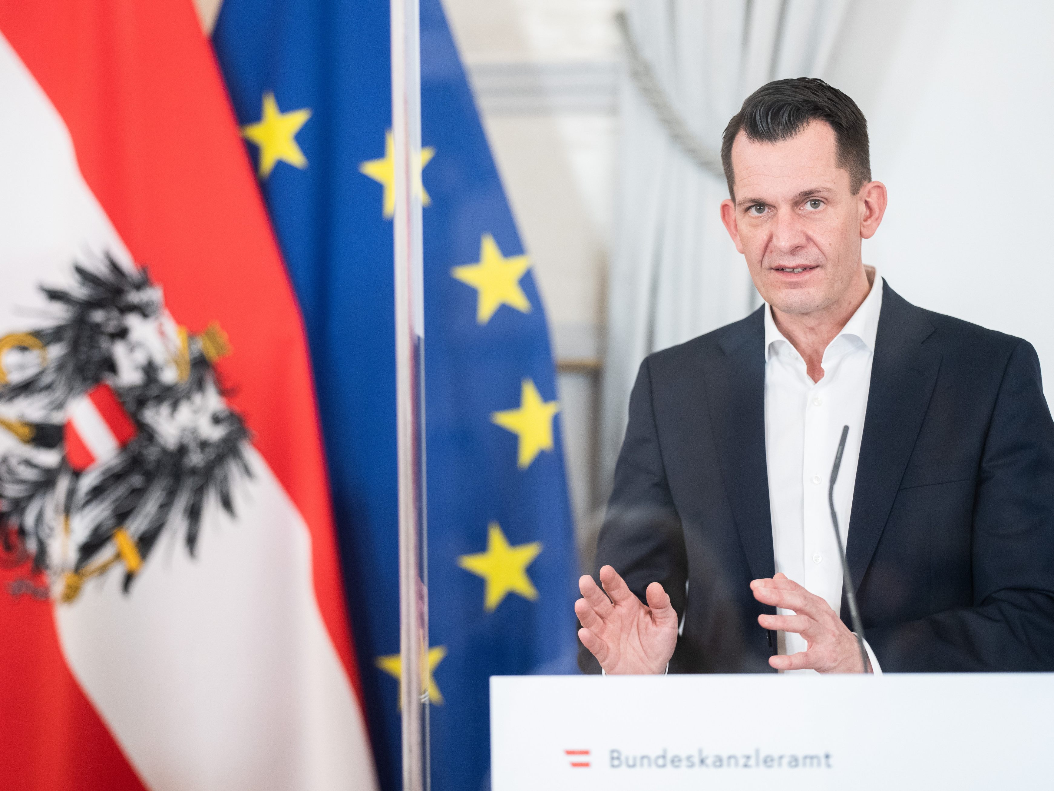 Mückstein hält an Corona-Öffnungen am 5. März 2022 fest.