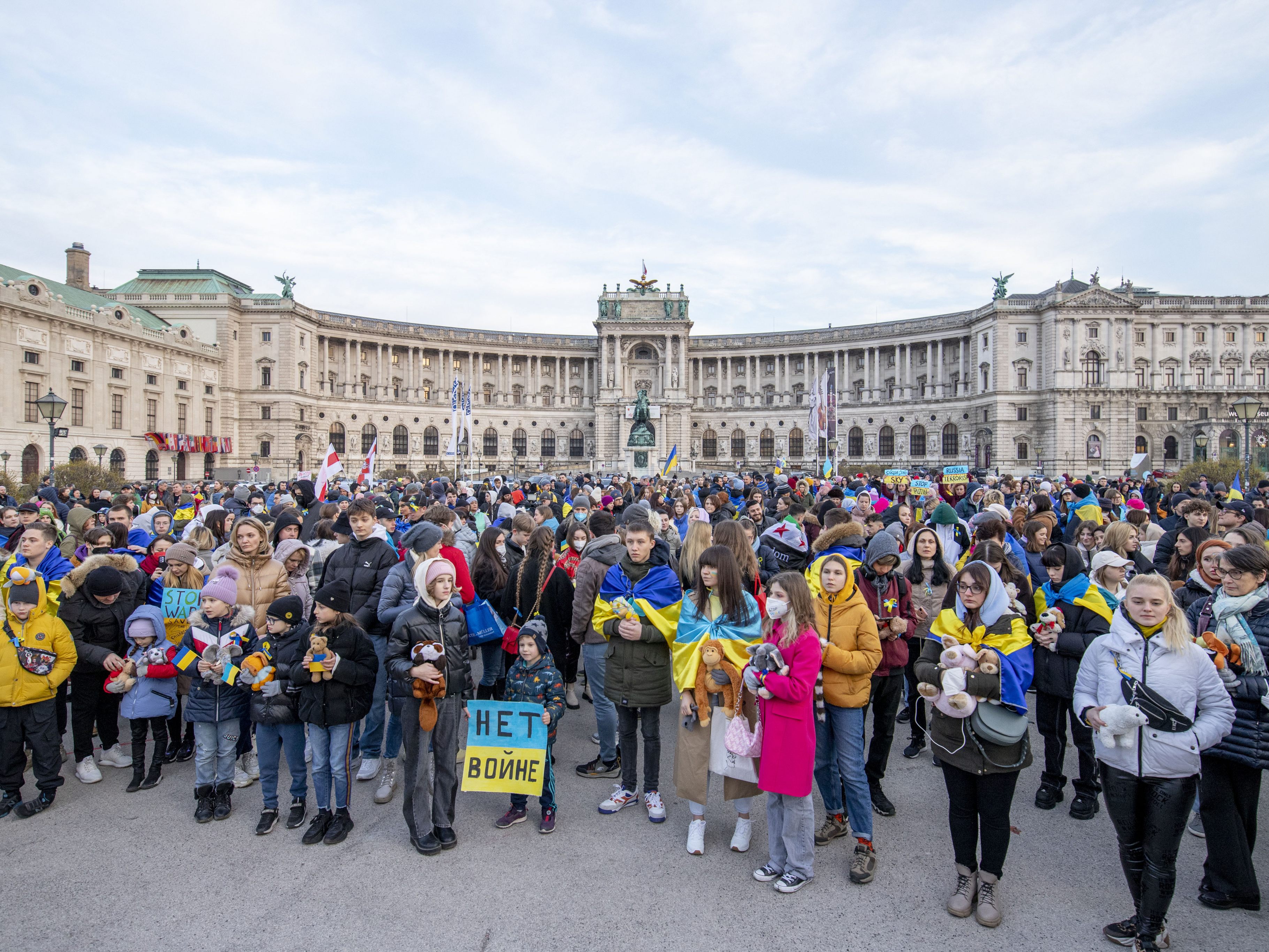 Demo in Wien: Kriegsflüchtlinge berichteten von ihren Erlebnissen in der Ukraine.