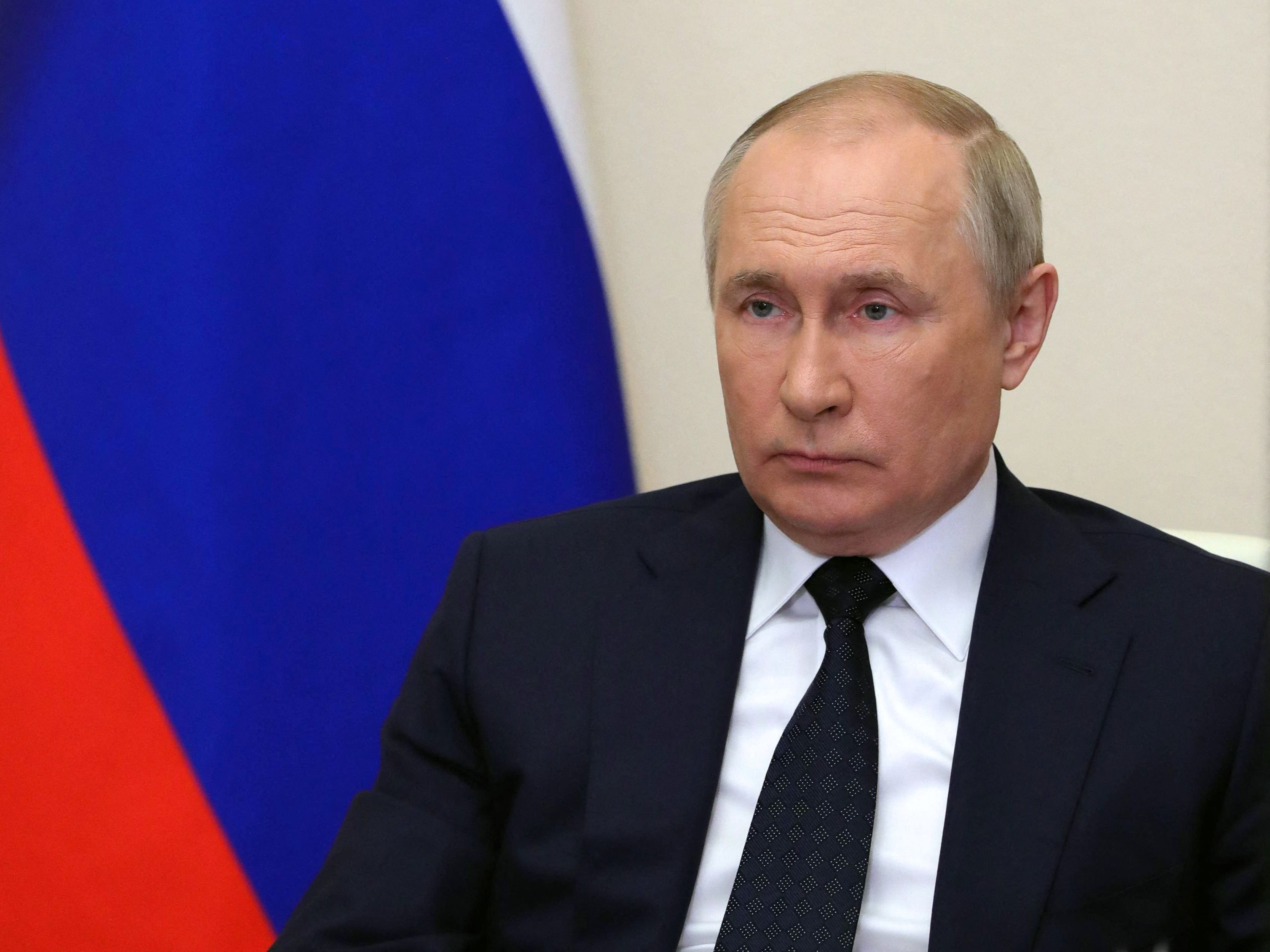 Die Sanktionen des Westens treffen Putins Russland hart.