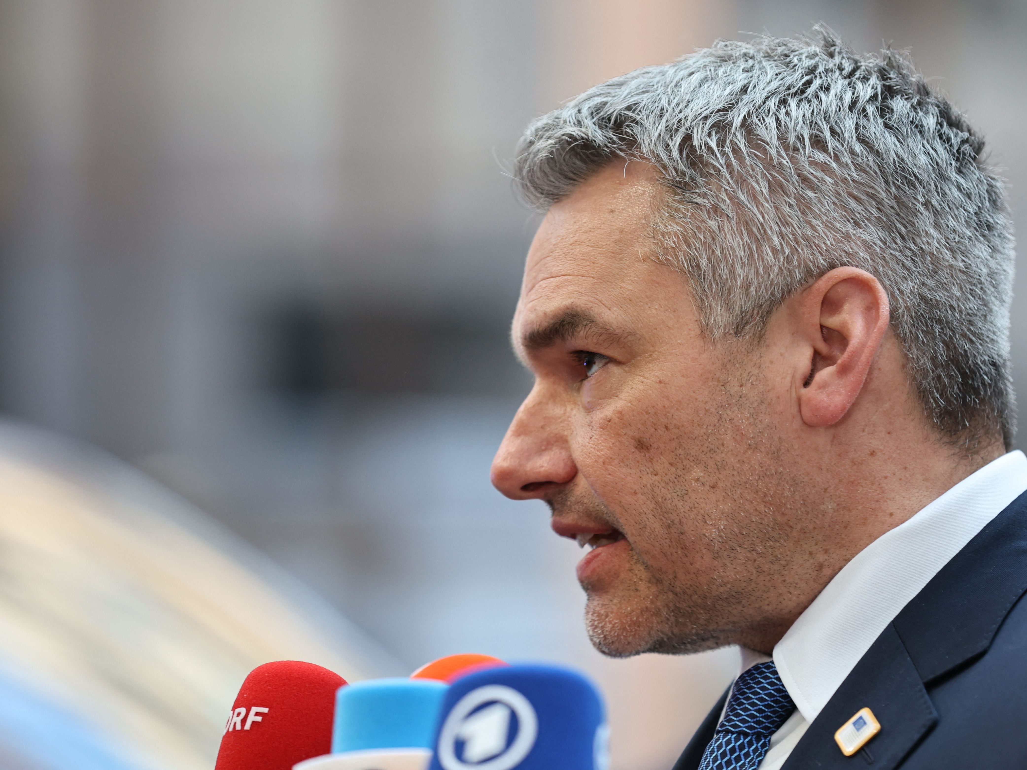 Nehammer verwies bezüglich Zahlen zum geplanten Heeresbudget auf Verteidigungsministerin Tanner. Nehammer verwies bezüglich Zahlen zum geplanten Heeresbudget auf Verteidigungsministerin Tanner.