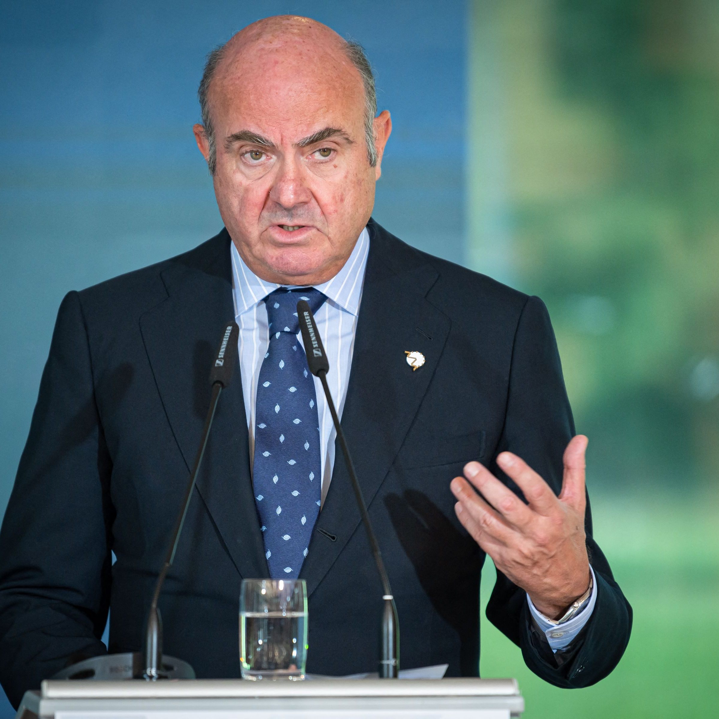 EZB-Vize Luis de Guindos geht von noch höheren Inflation aus.