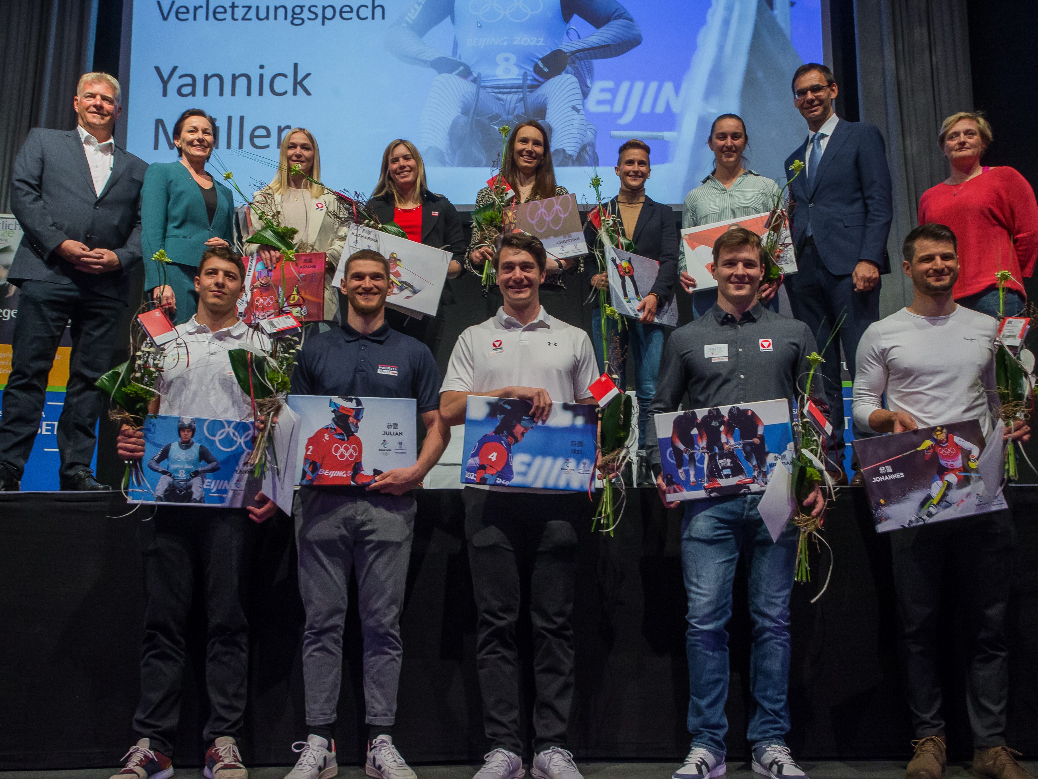 Landesregierung honoriert herausragende Erfolge bei Winterolympiade sowie Junioren-Weltmeisterschaften und Europäischen Olympischen Jugendwinterspielen (EYOF) Landesregierung honoriert herausragende Erfolge bei Winterolympiade sowie Junioren-Weltmeisterschaften und Europäischen Olympischen Jugendwinterspielen (EYOF)