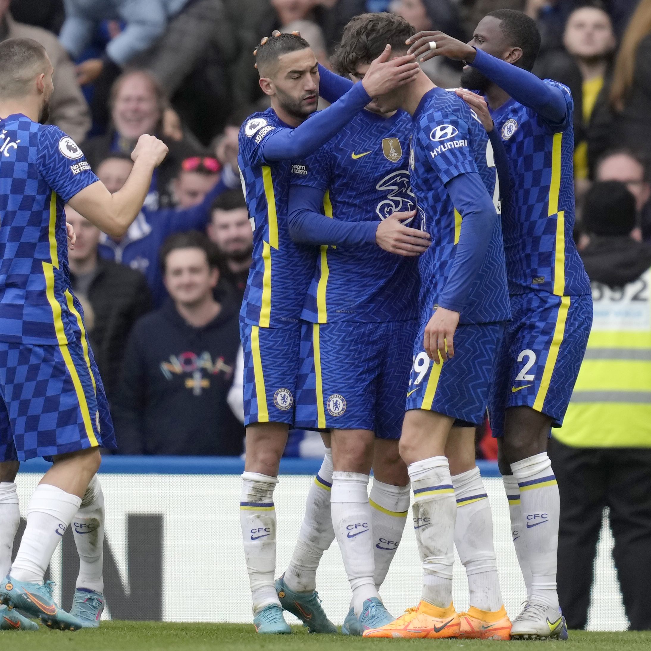 Die Sanktionen gegen Chelseas russischen Besitzer Roman Abramowitsch wirken sich auch auf den Klub aus.