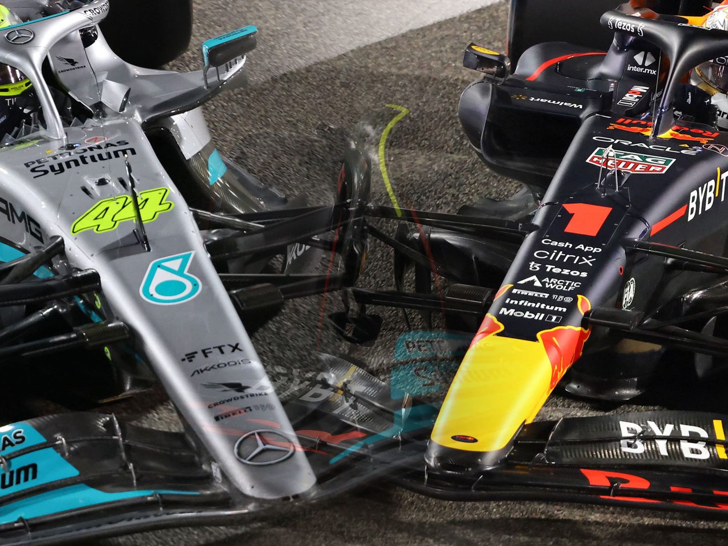 Man darf gespannt sein, ob die Formel-1-Saison 2022 auch auf ein Duell Lewis Hamilton gegen Max Verstappen hinausläuft. Man darf gespannt sein, ob die Formel-1-Saison 2022 auch auf ein Duell Lewis Hamilton gegen Max Verstappen hinausläuft.